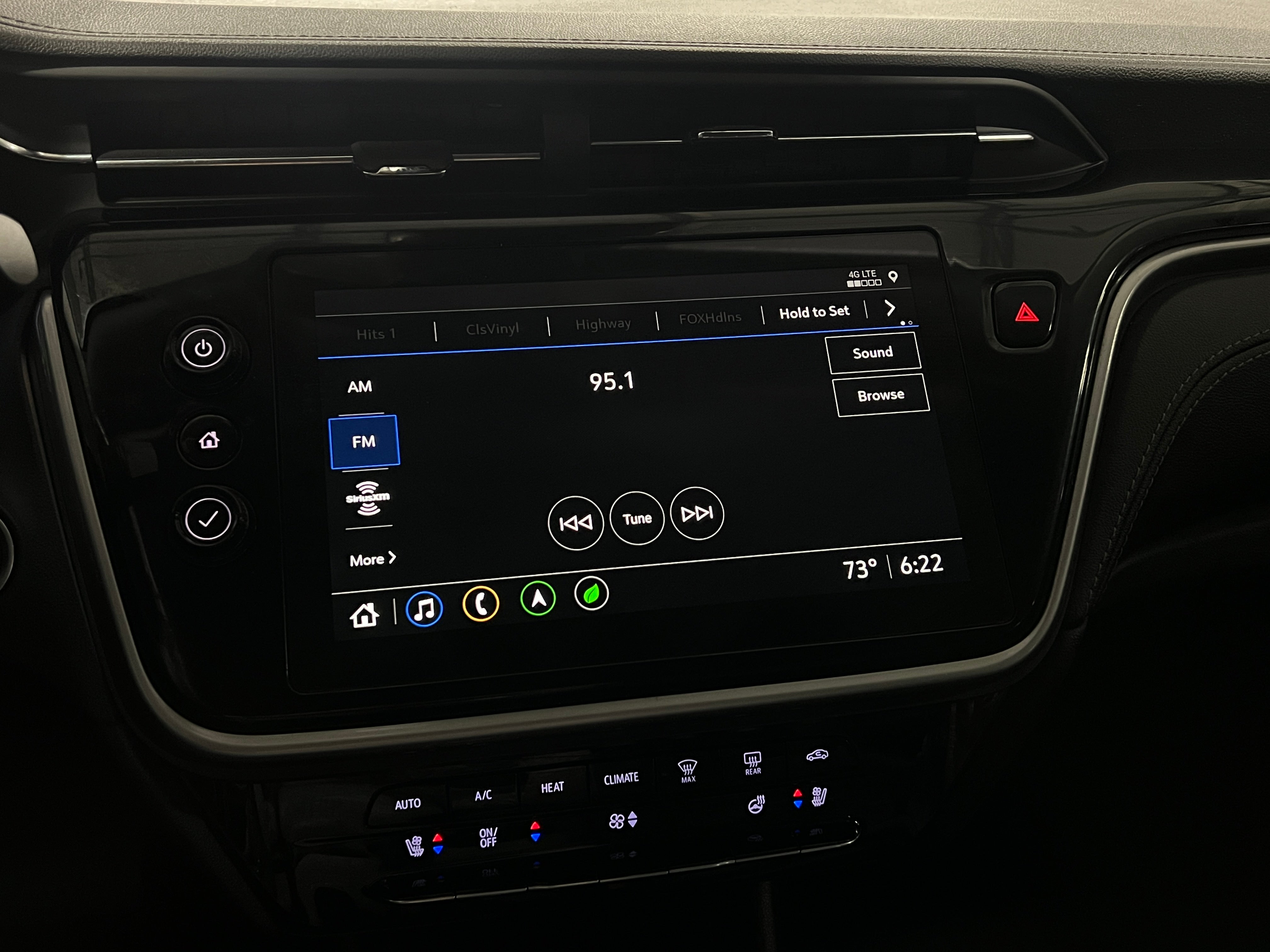 2023 Chevrolet Bolt EUV Premier 3