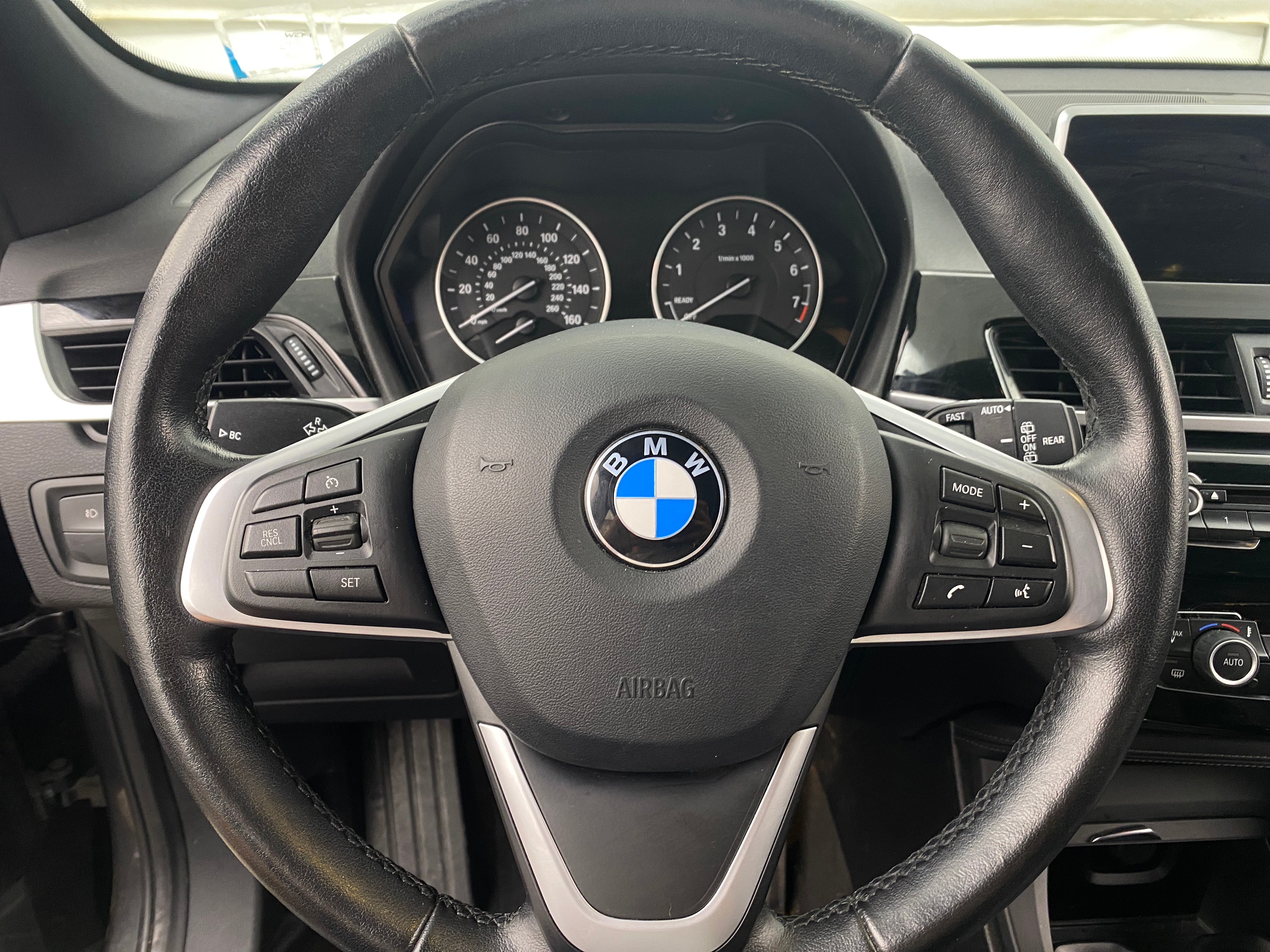2017 BMW X1 xDrive28i 4