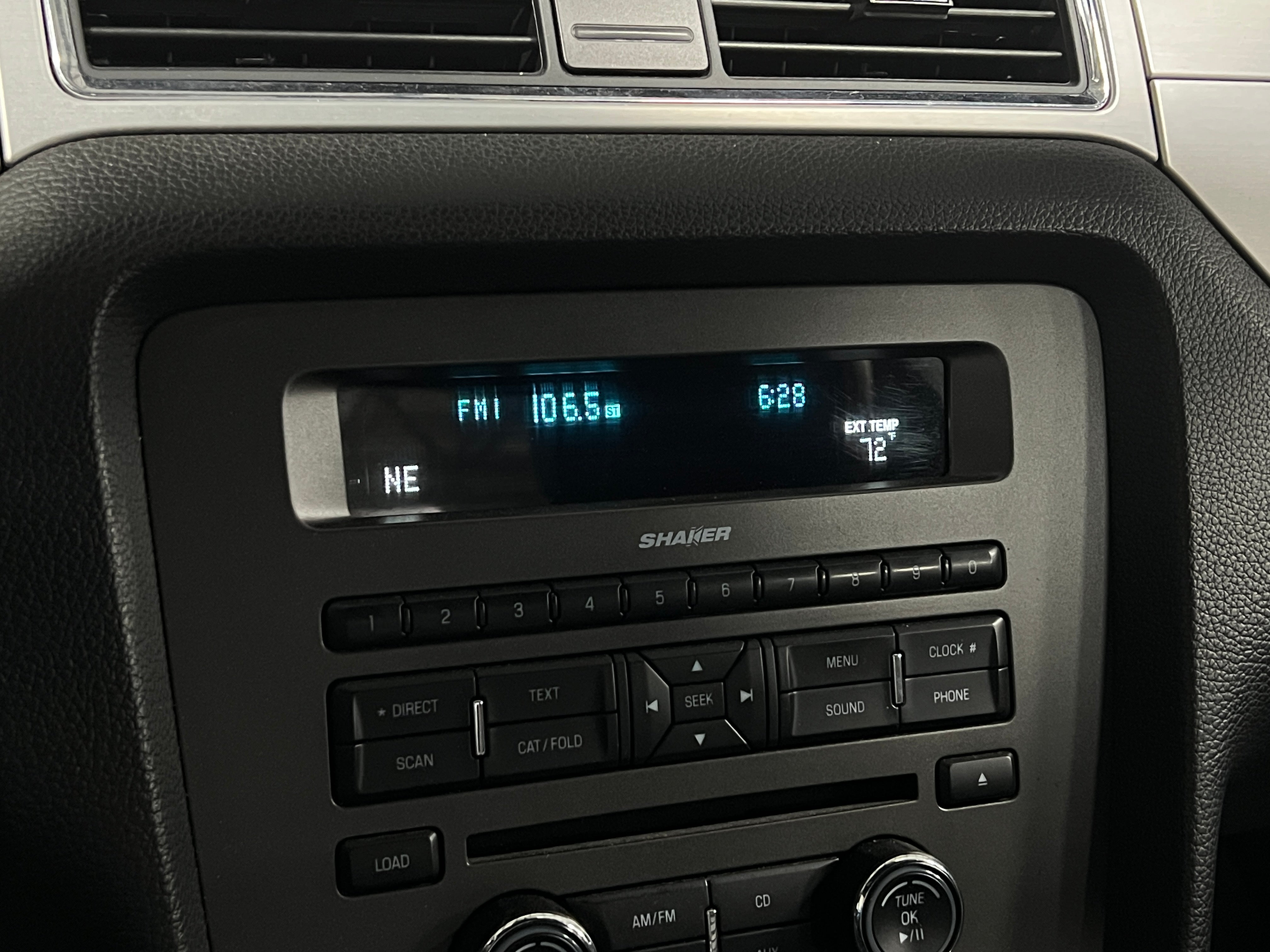 2012 Ford Mustang GT Premium 4