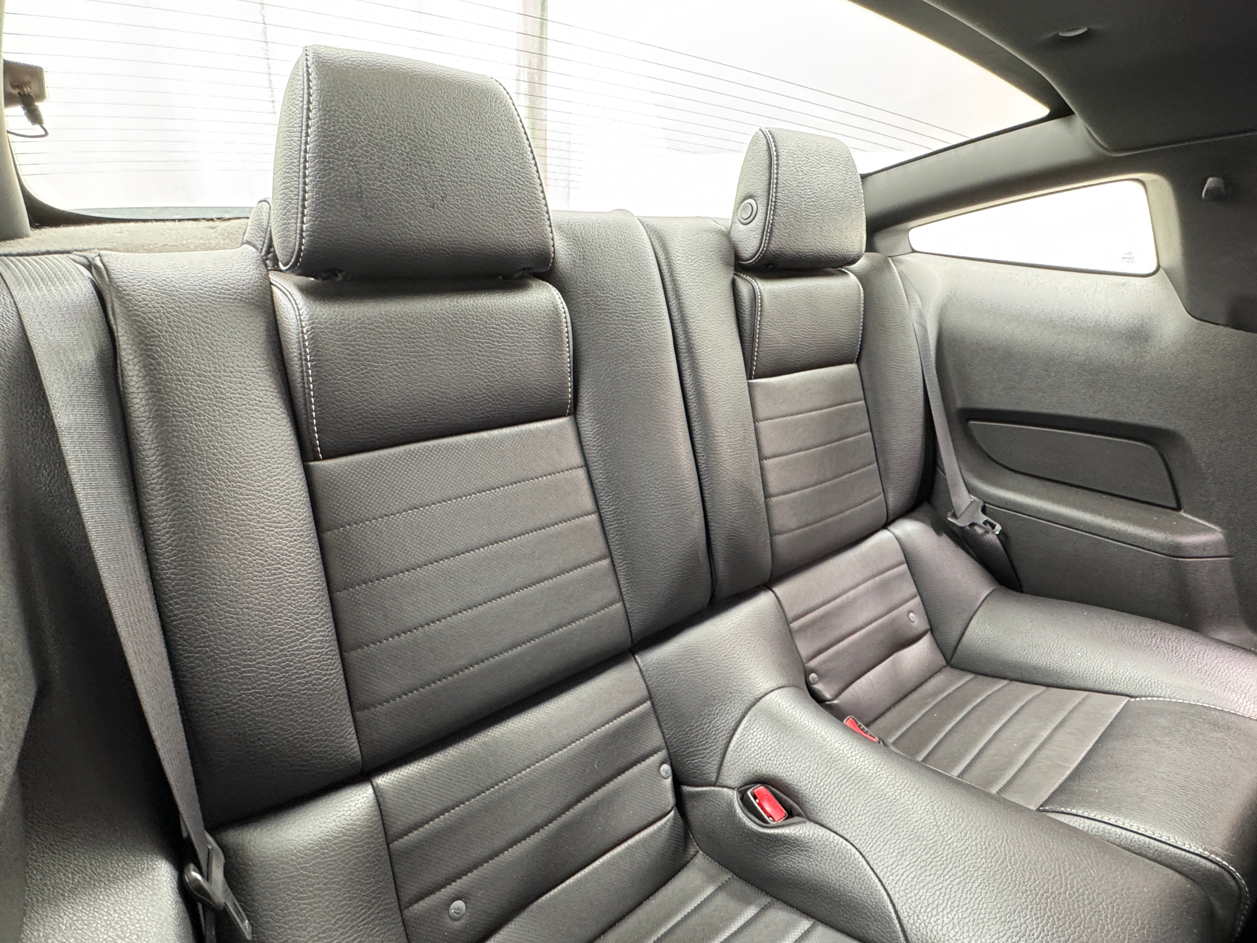 2012 Ford Mustang GT Premium 6