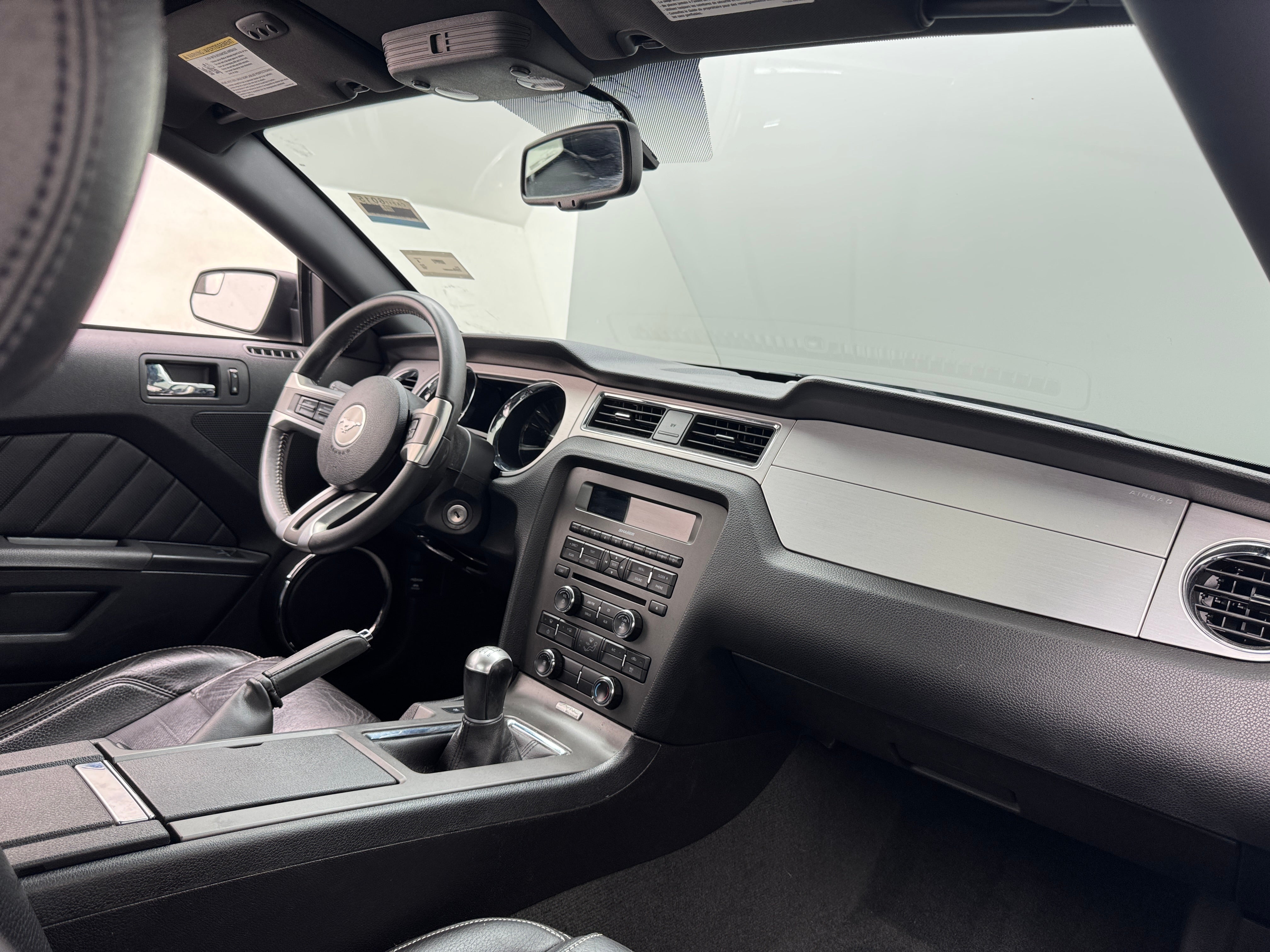 2012 Ford Mustang GT Premium 3