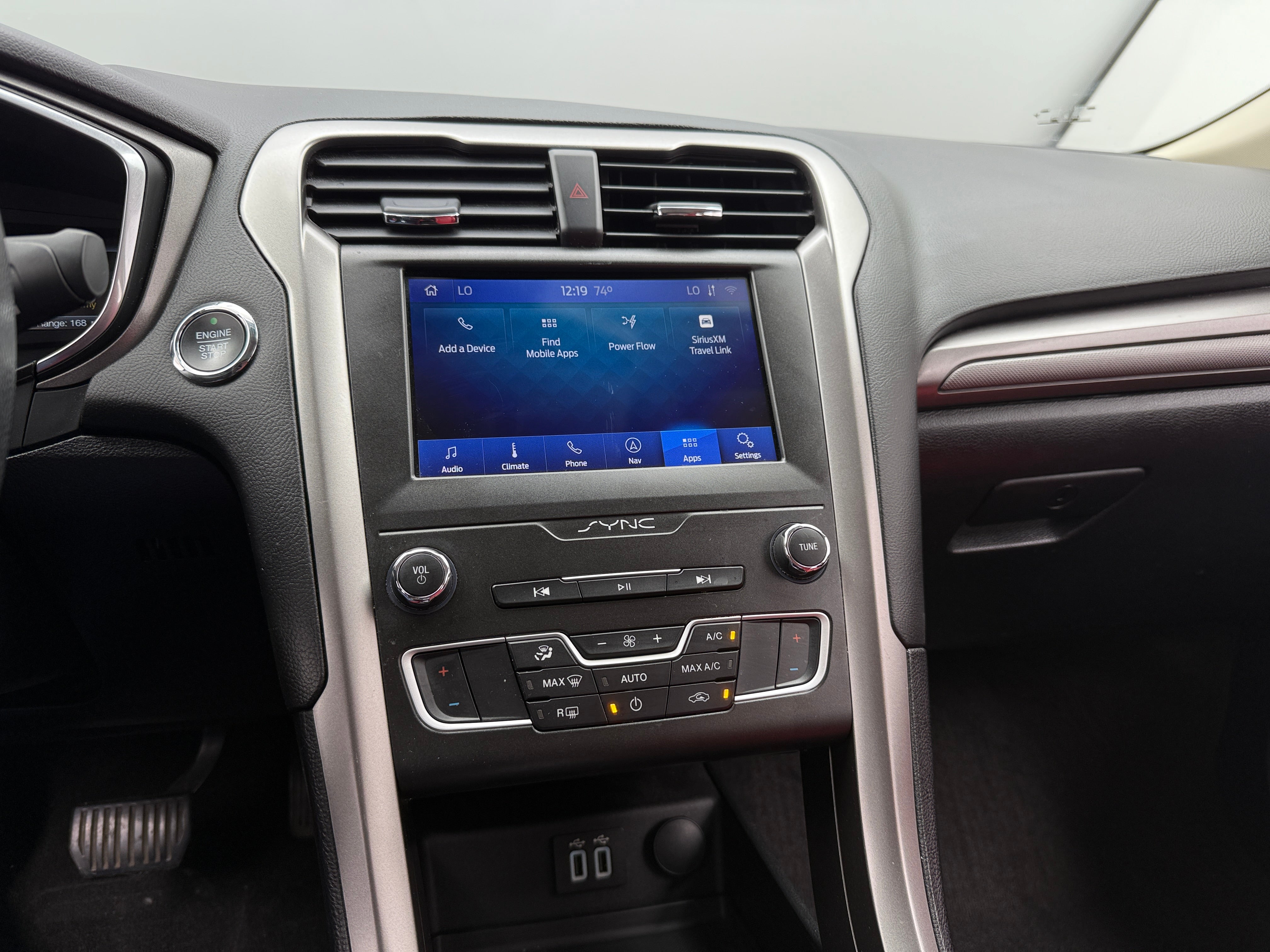 2020 Ford Fusion  4