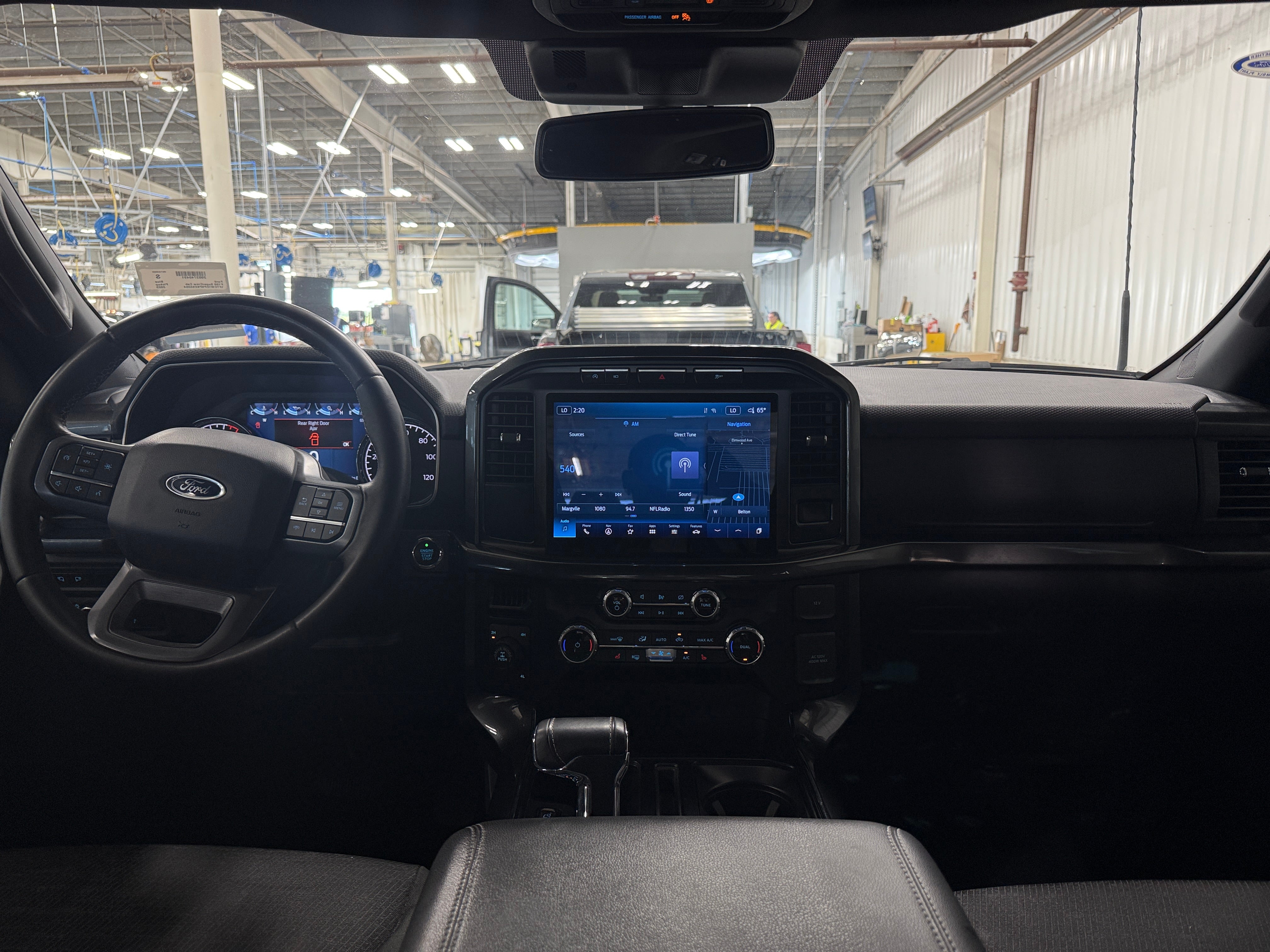 2023 Ford Econoline E-150 3