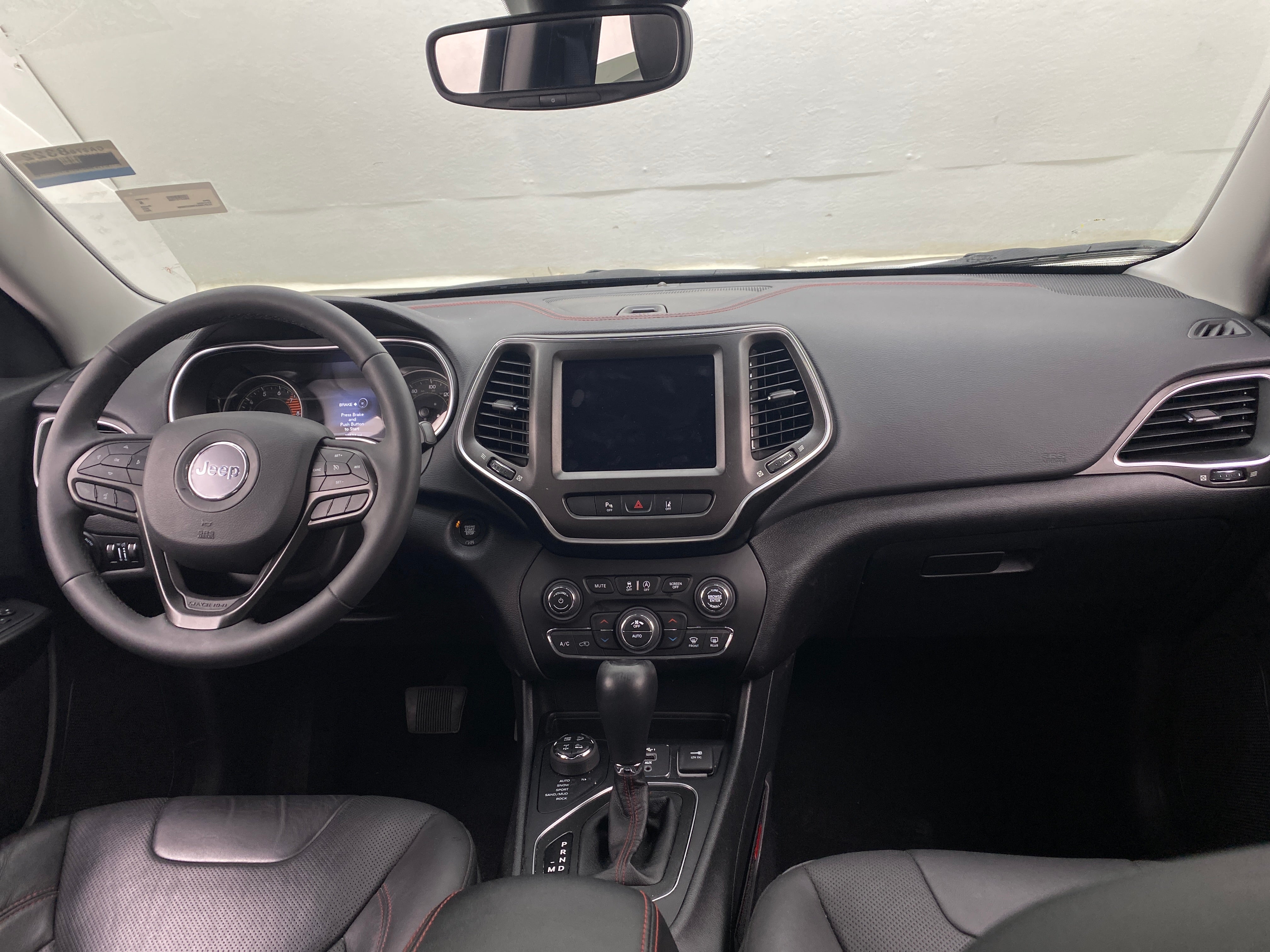 2021 Jeep Cherokee Trailhawk 2