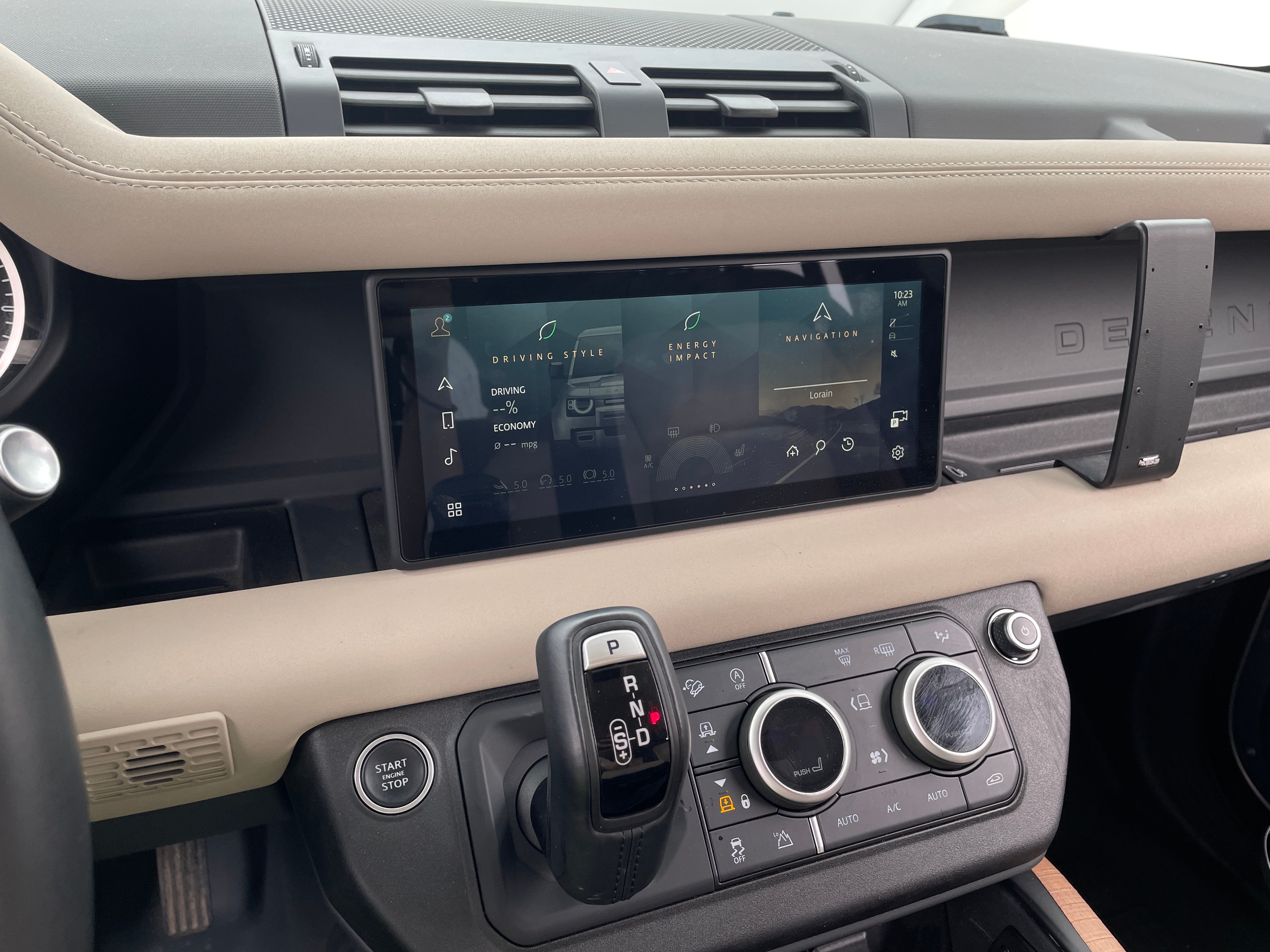 2023 Land Rover Defender 110 3