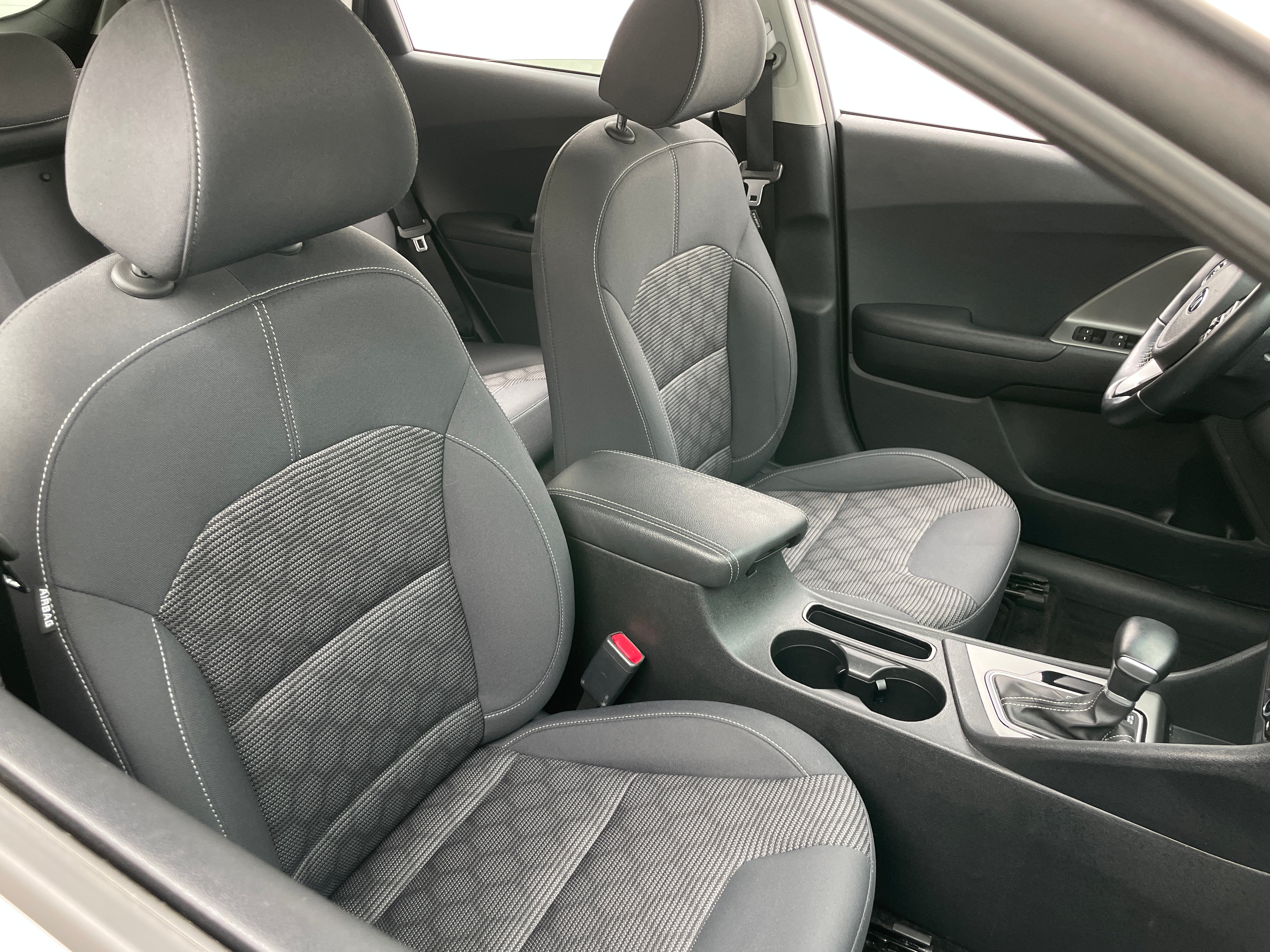 2018 Kia Niro LX 2