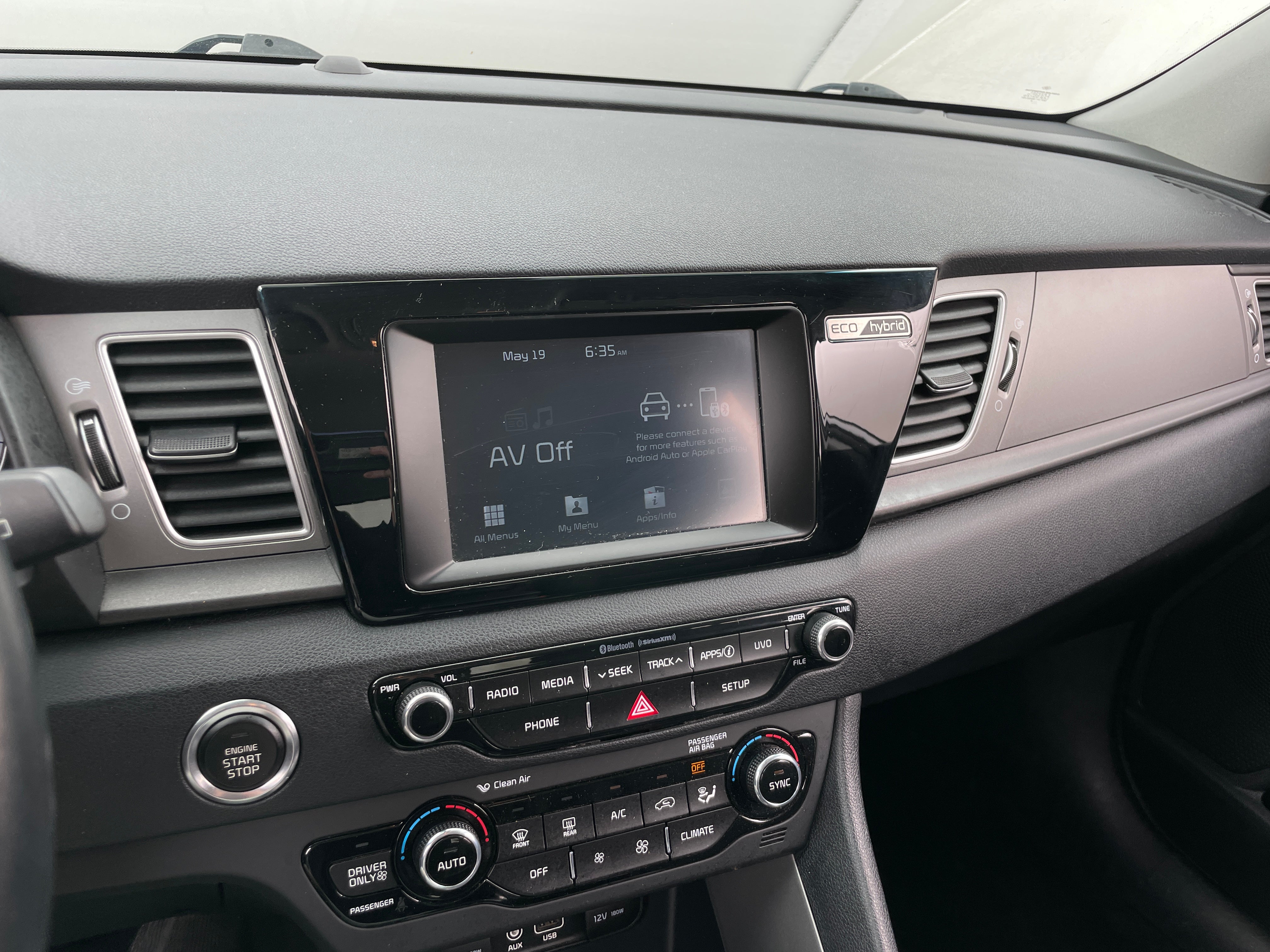 2018 Kia Niro LX 4