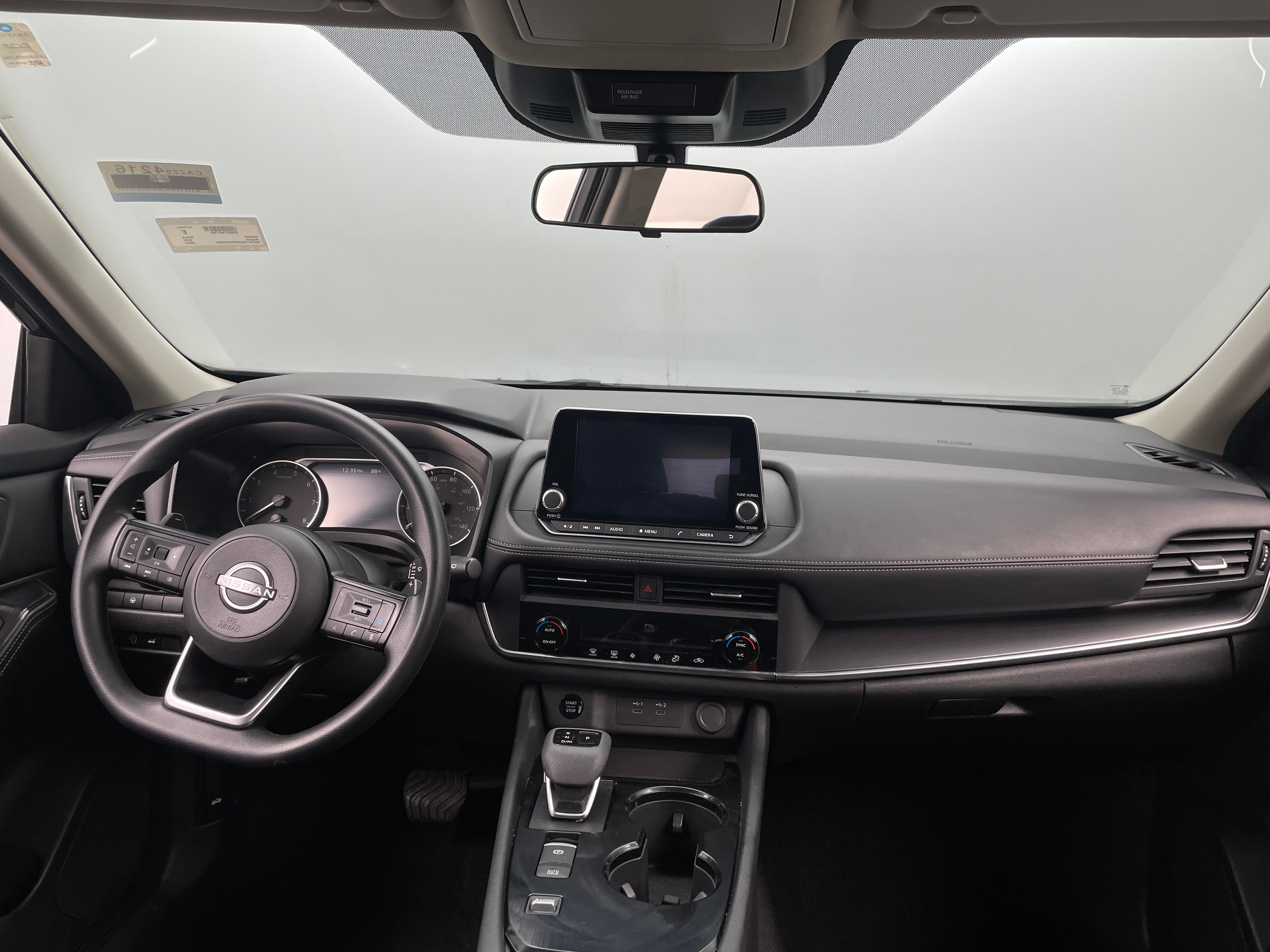 2024 Nissan Rogue SV 3