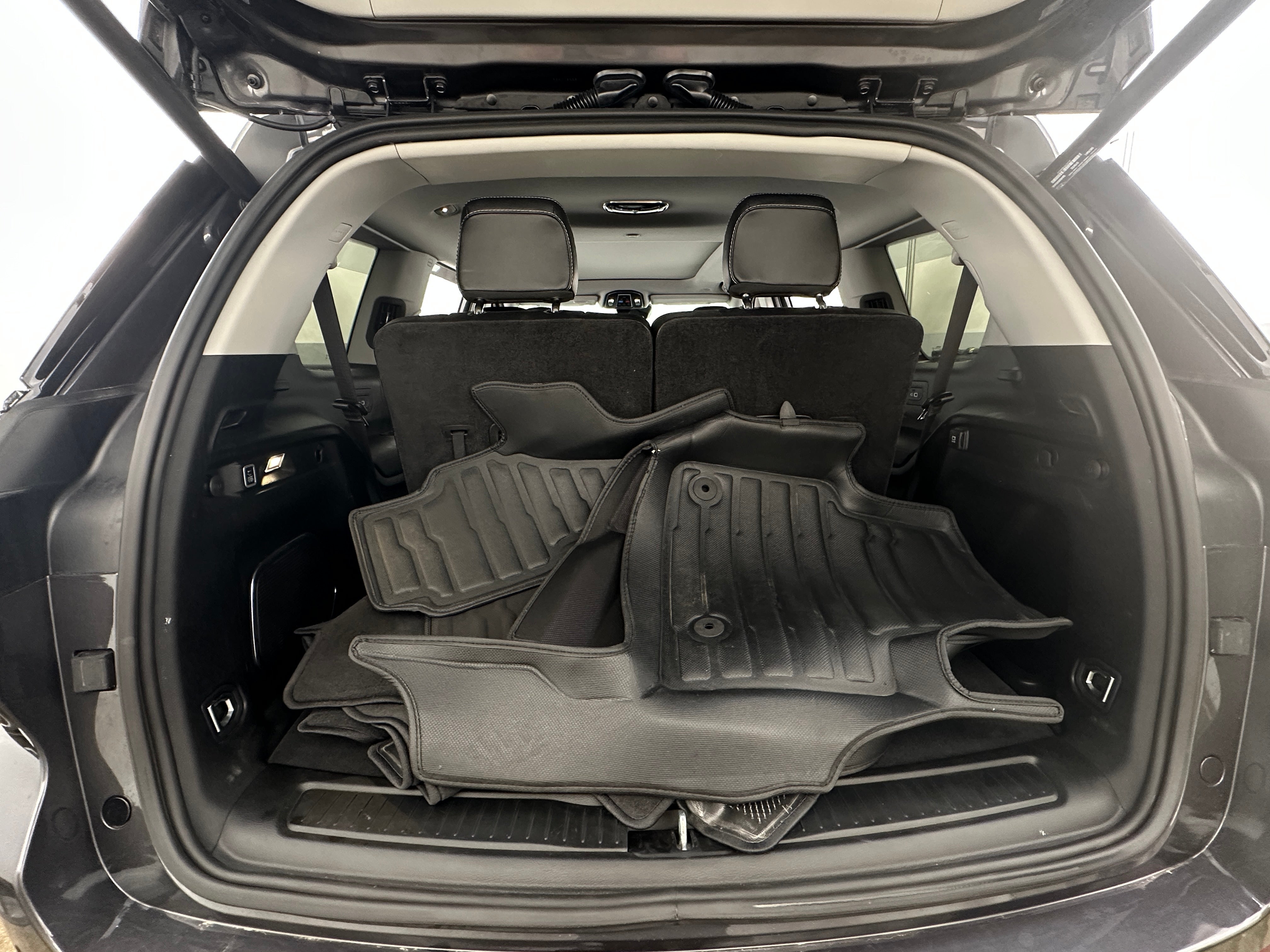 2022 Jeep Grand Cherokee L Limited Edition 6