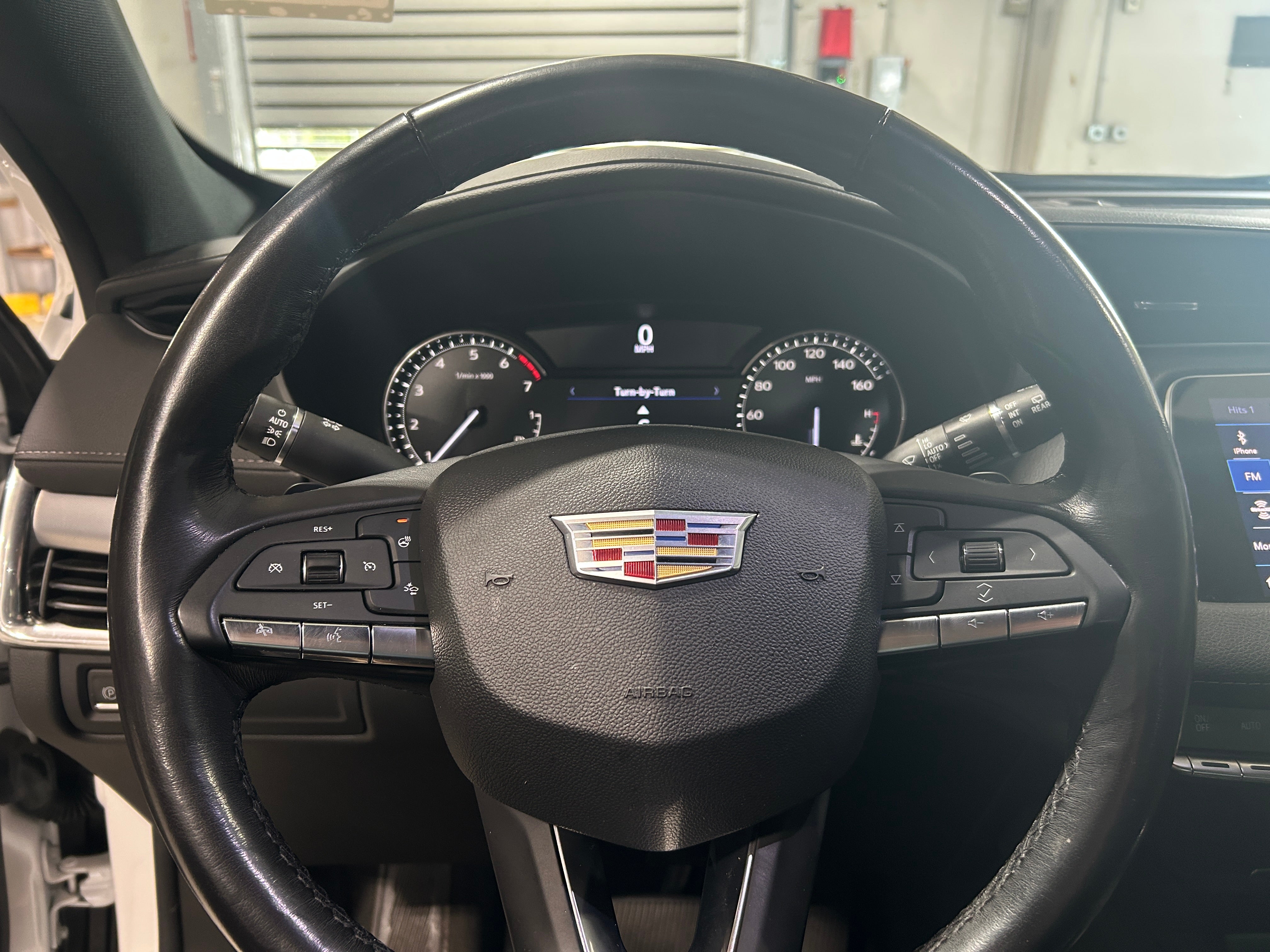 2021 Cadillac XT4 Premium Luxury 4
