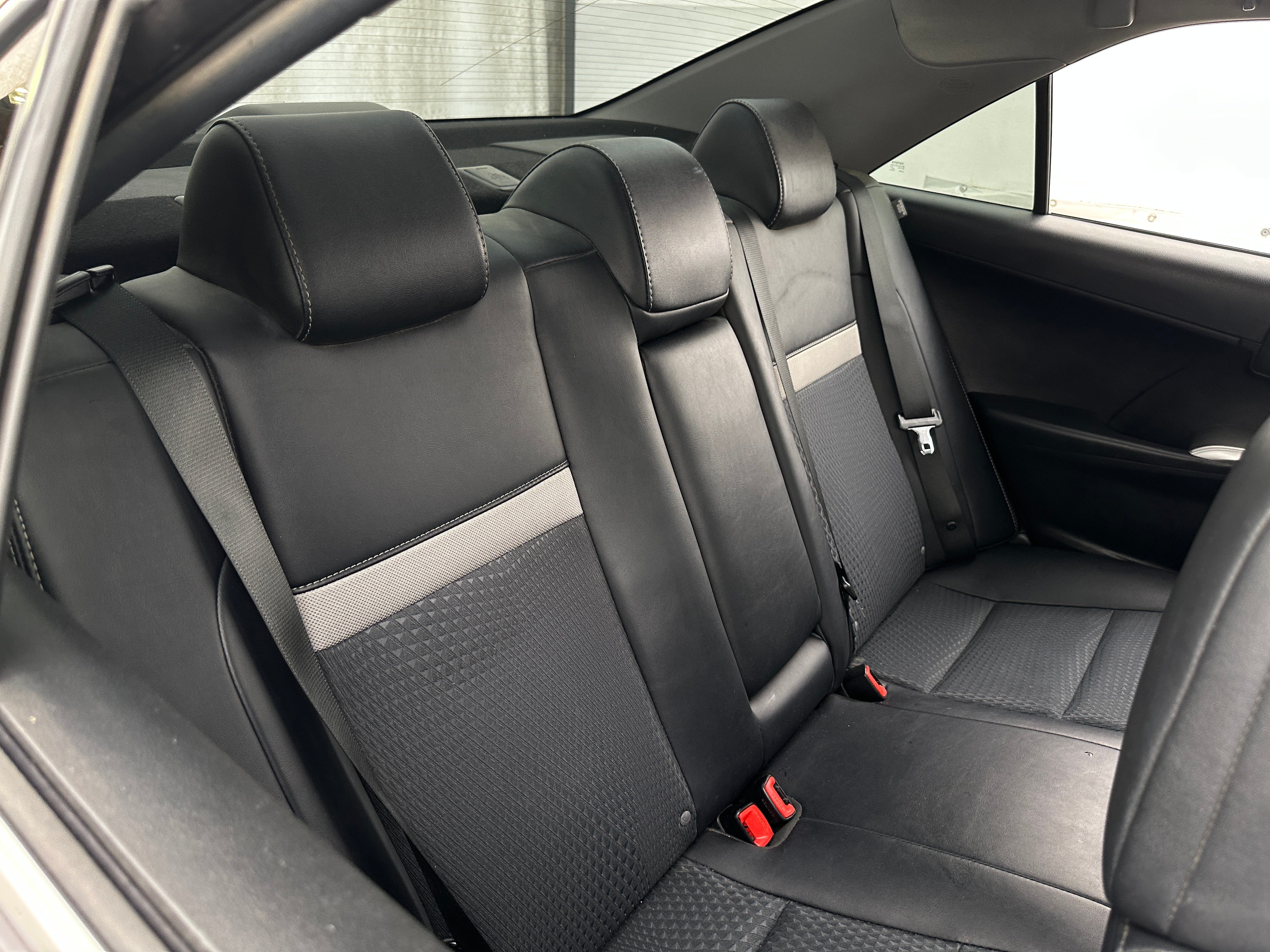 2014 Toyota Camry SE 6