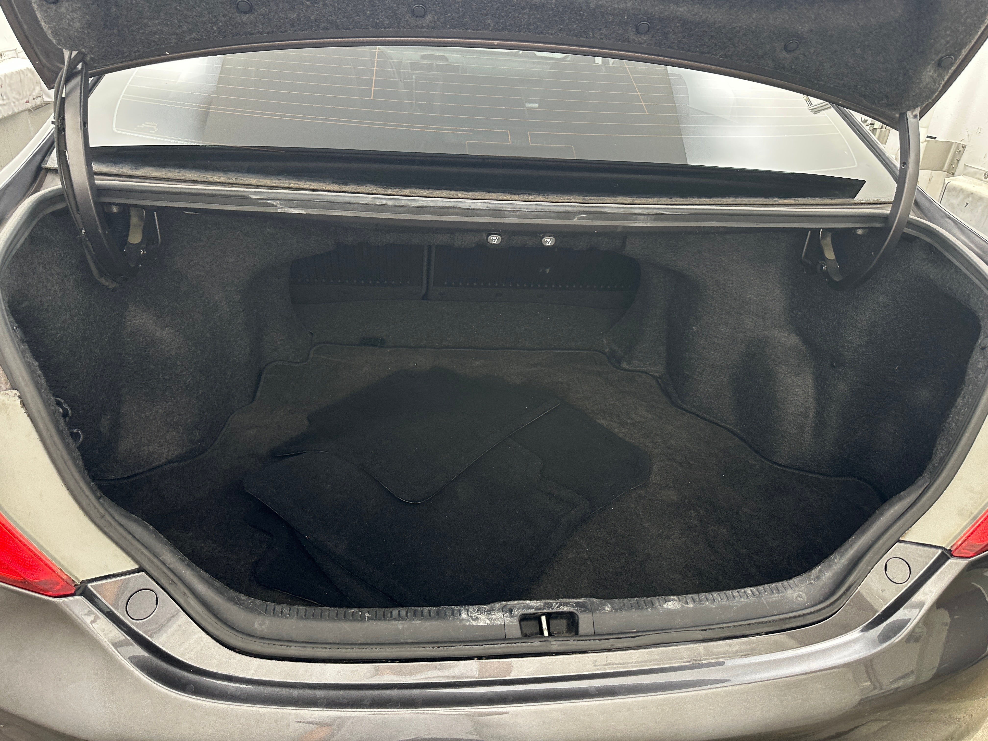 2014 Toyota Camry SE 7