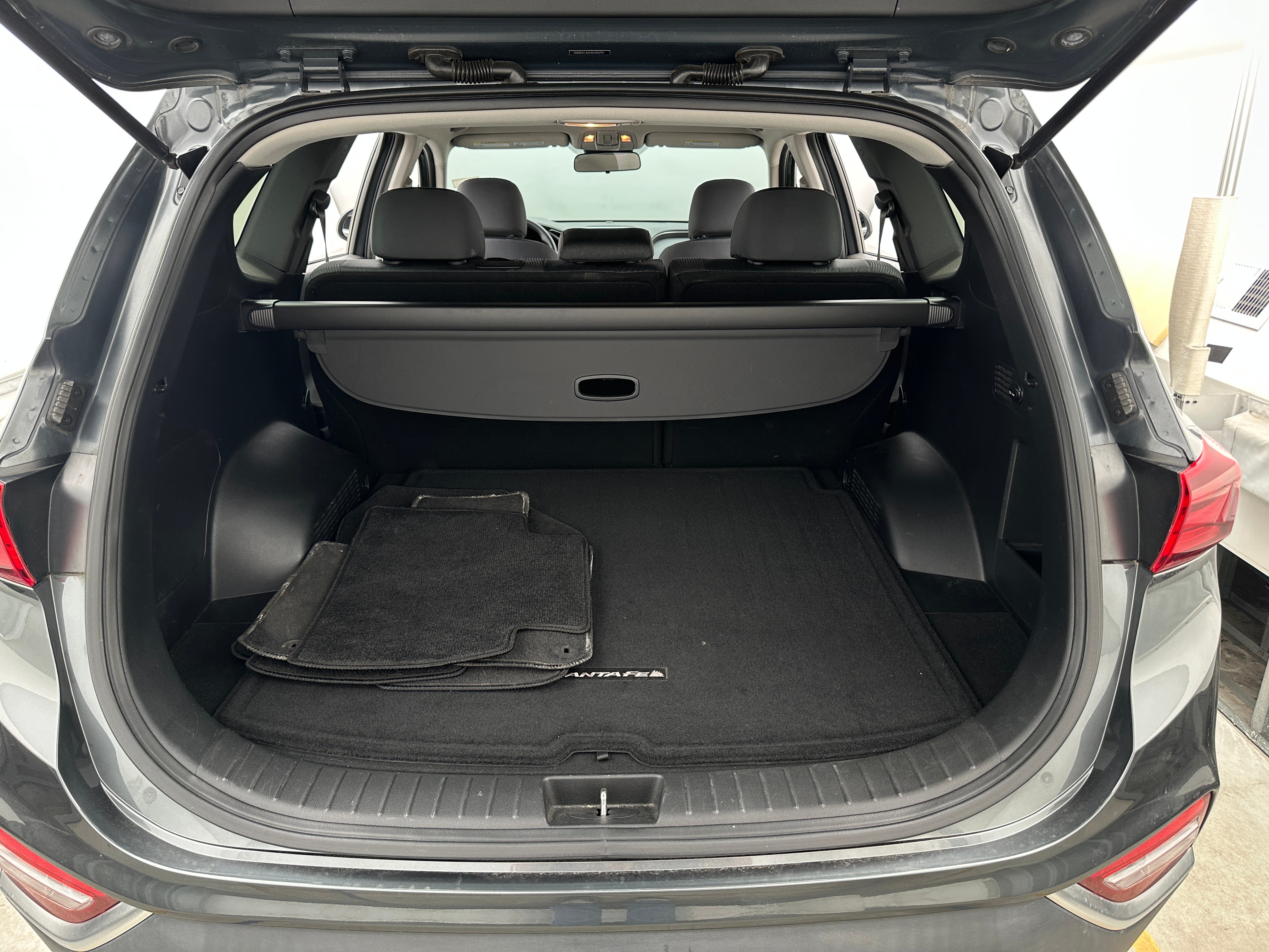 2019 Hyundai Santa Fe SE 7