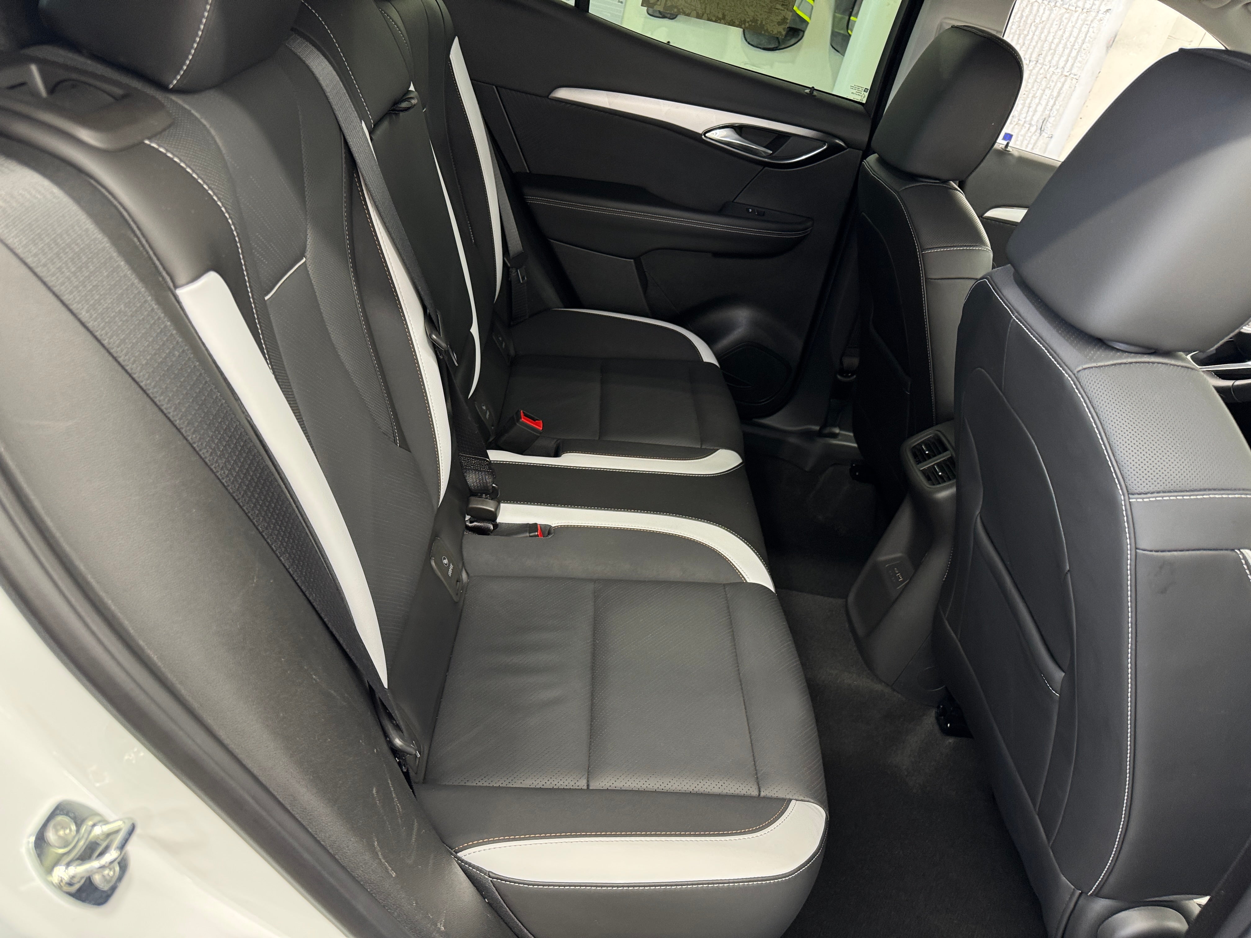 2024 Buick Envision Sport Touring 5