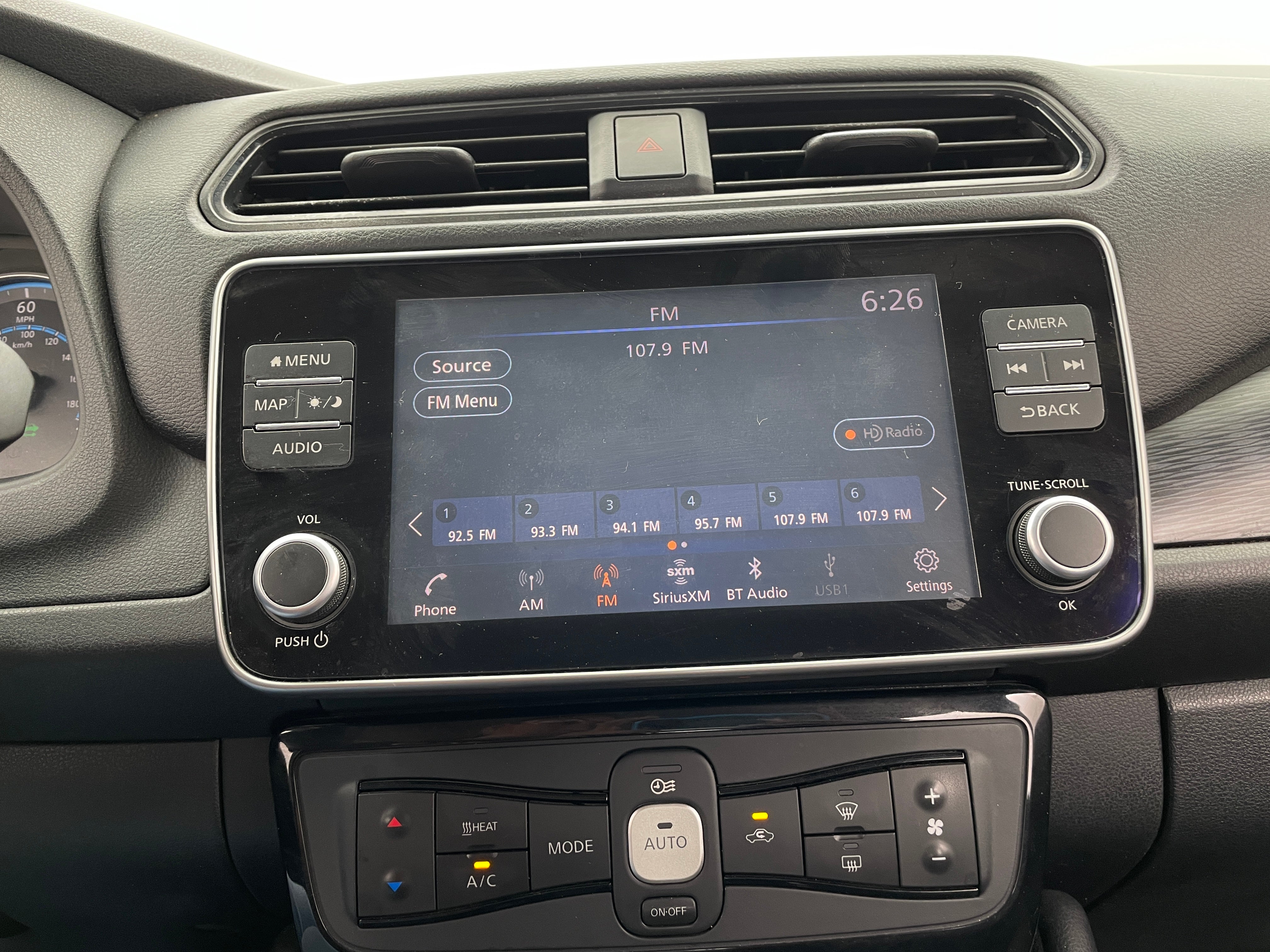 2020 Nissan Leaf SV Plus 4