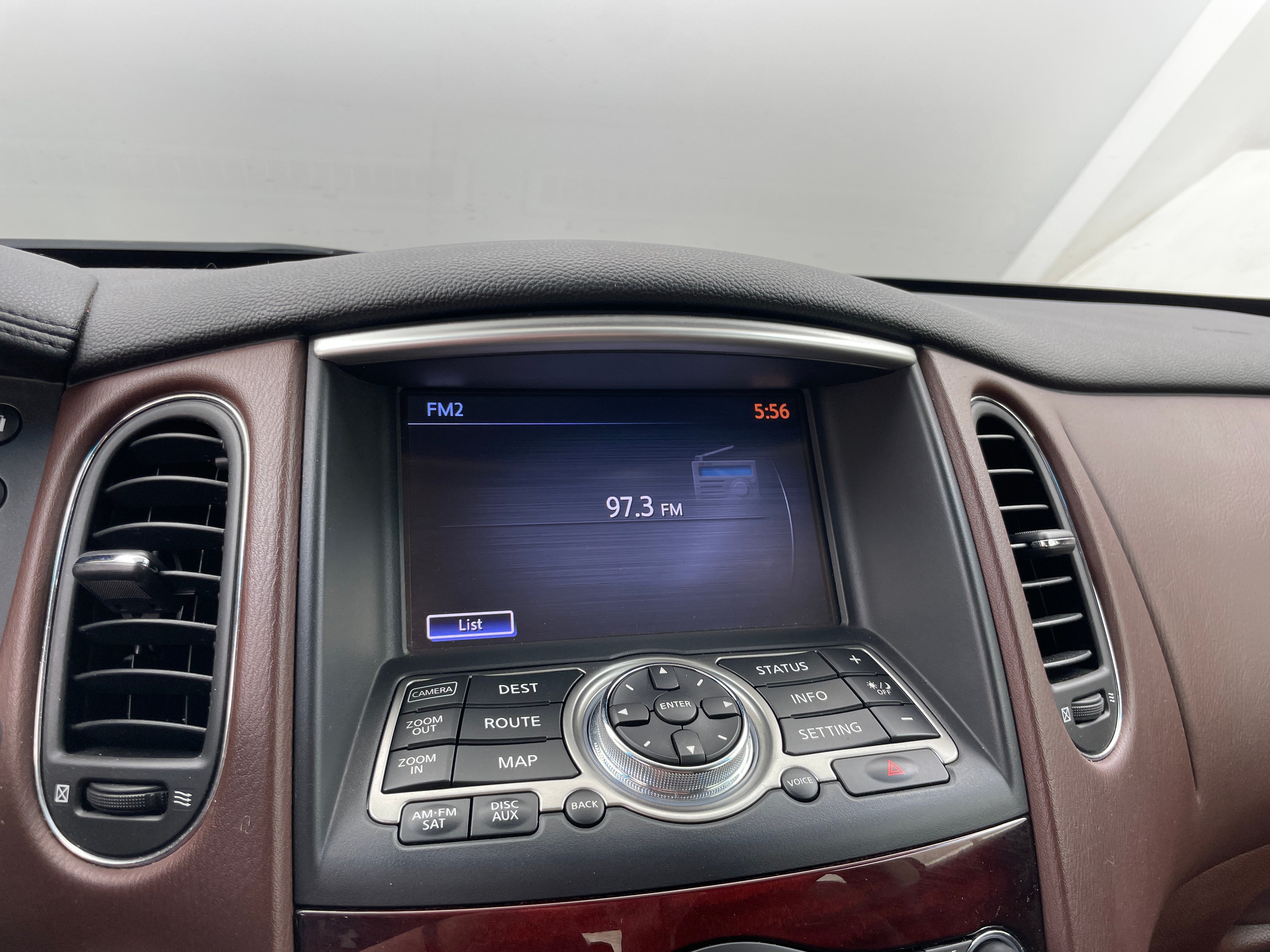 2016 INFINITI QX50 Base 3