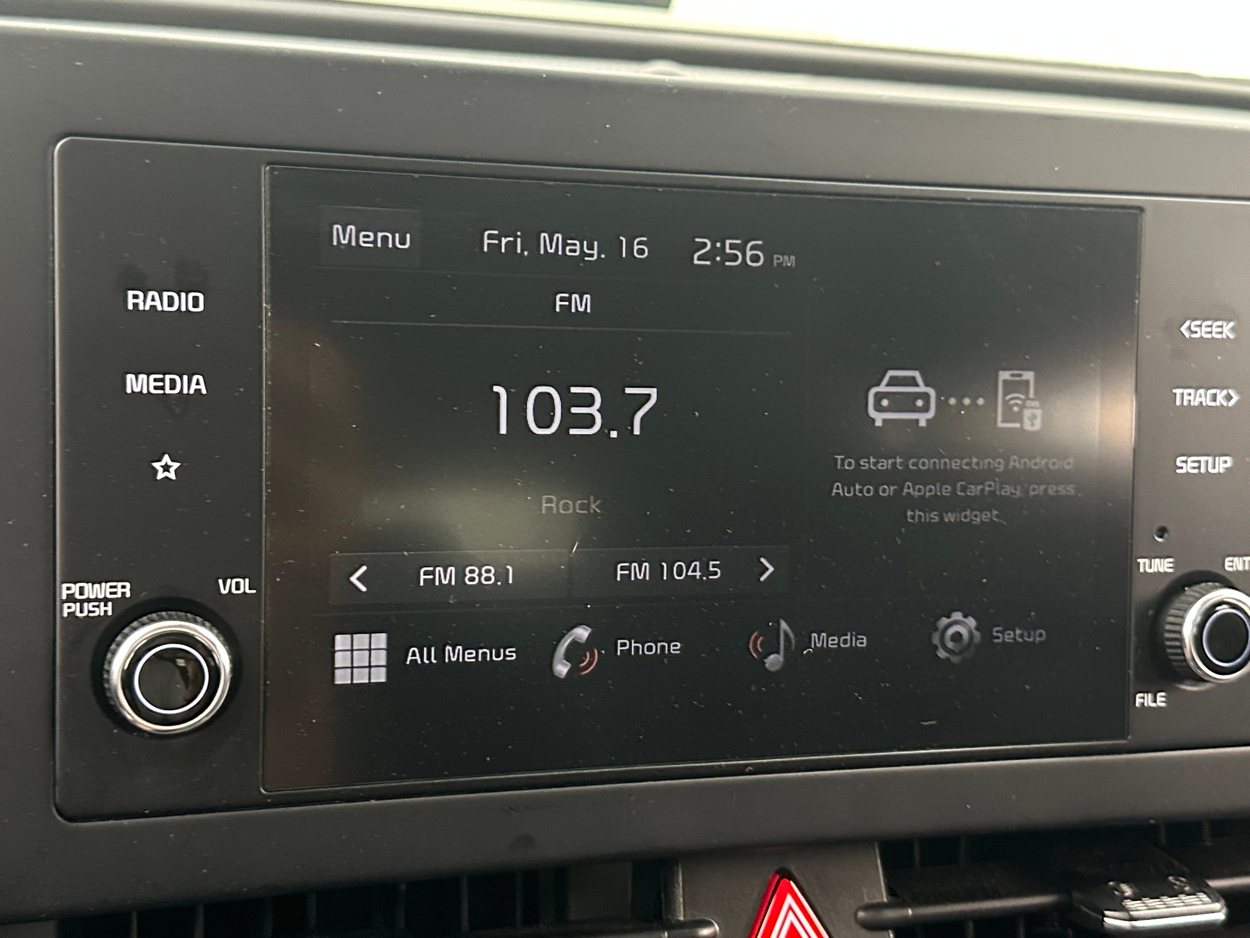 2024 Kia Sportage LX 4
