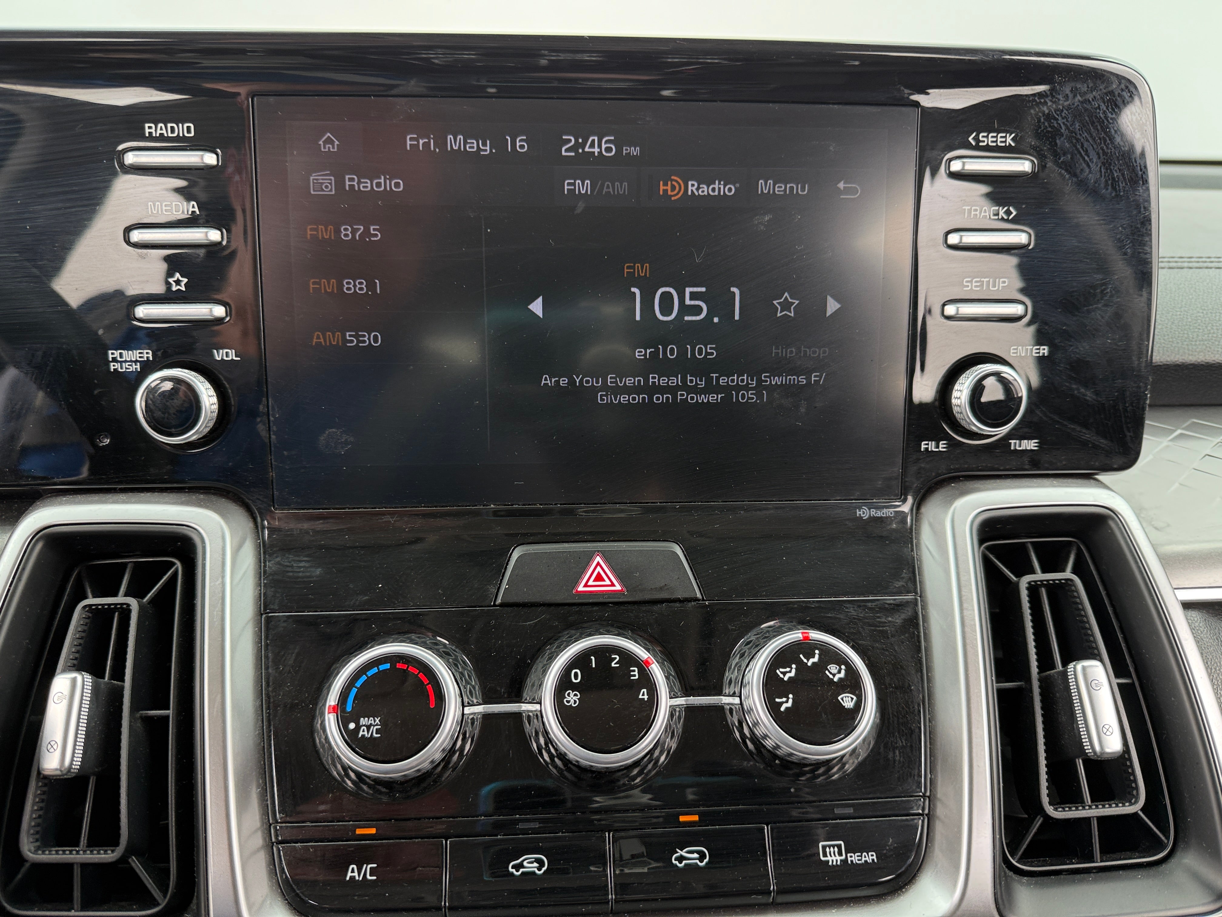 2022 Kia Sorento LX 4