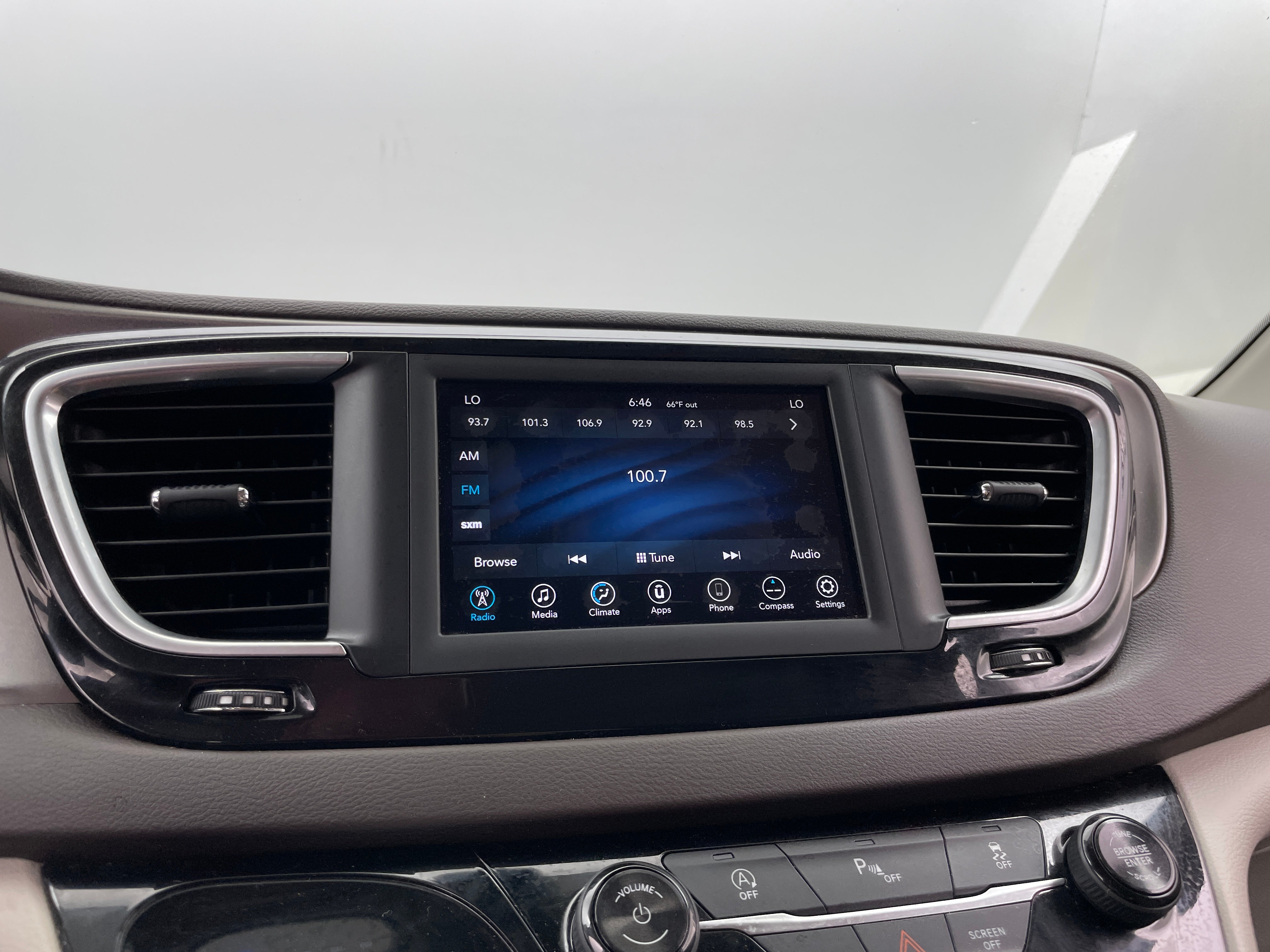 2018 Chrysler Pacifica Touring Plus 4