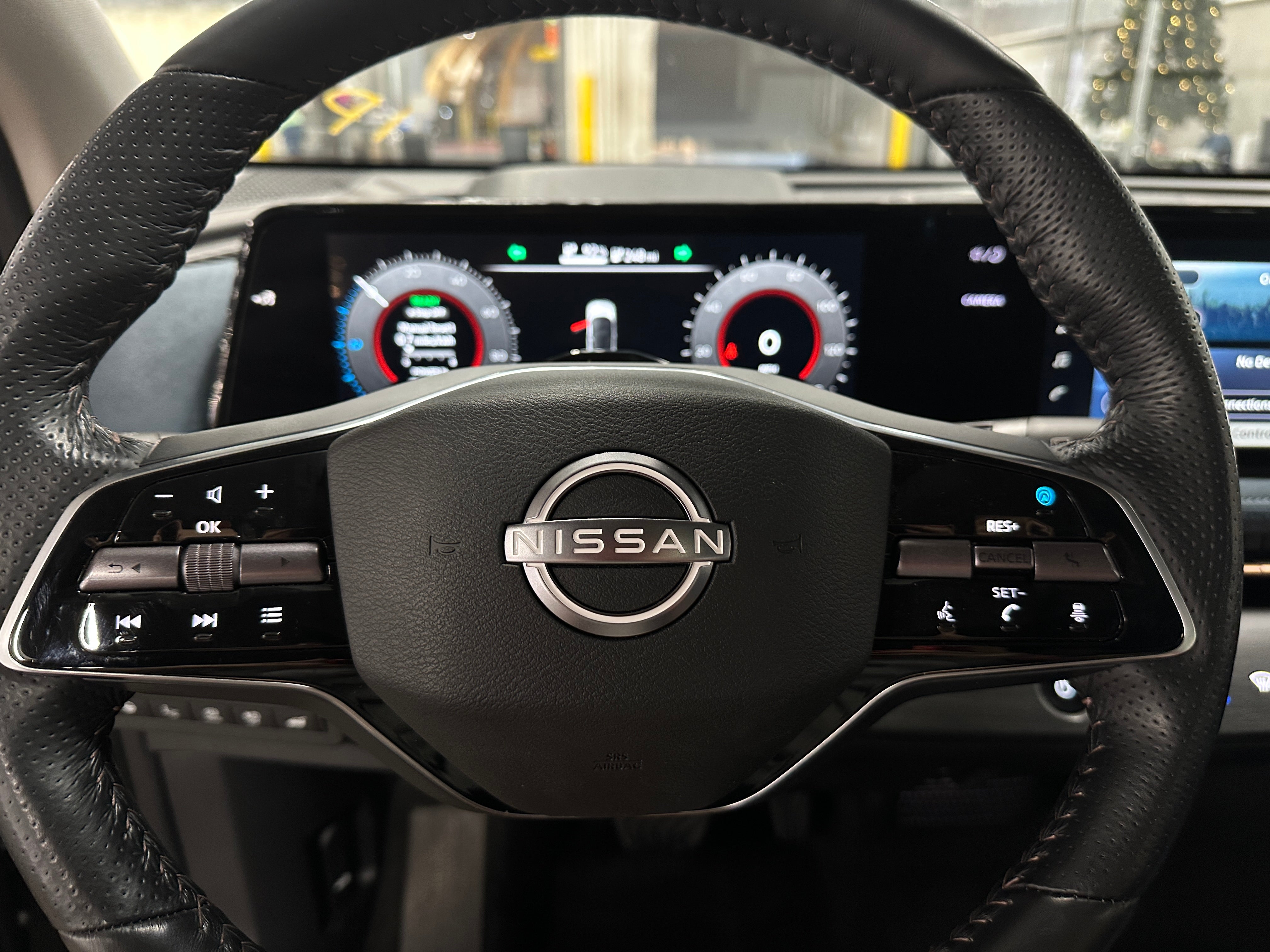 2023 Nissan Ariya Platinum+ 4