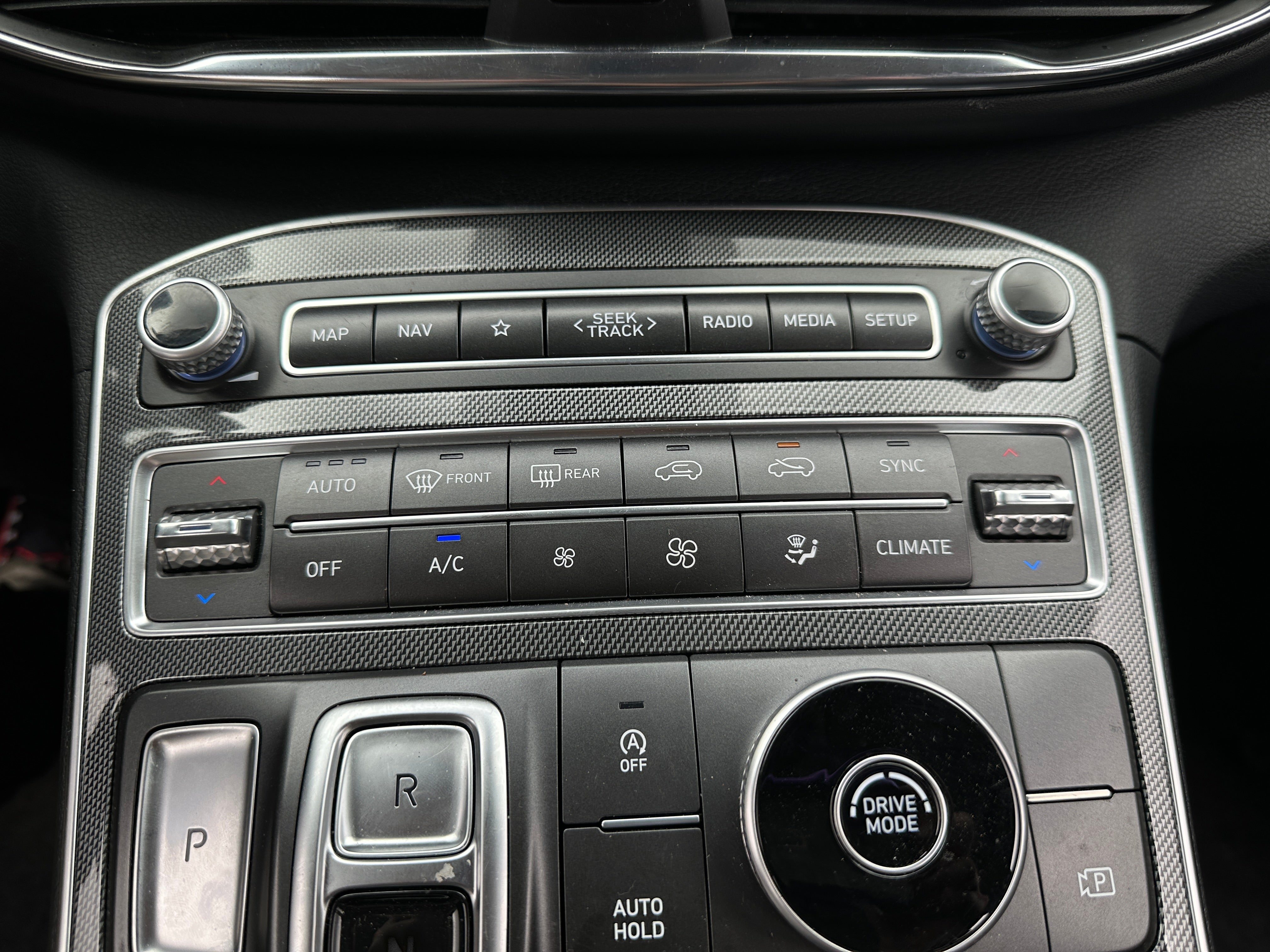 2023 Hyundai Santa Fe SEL 4