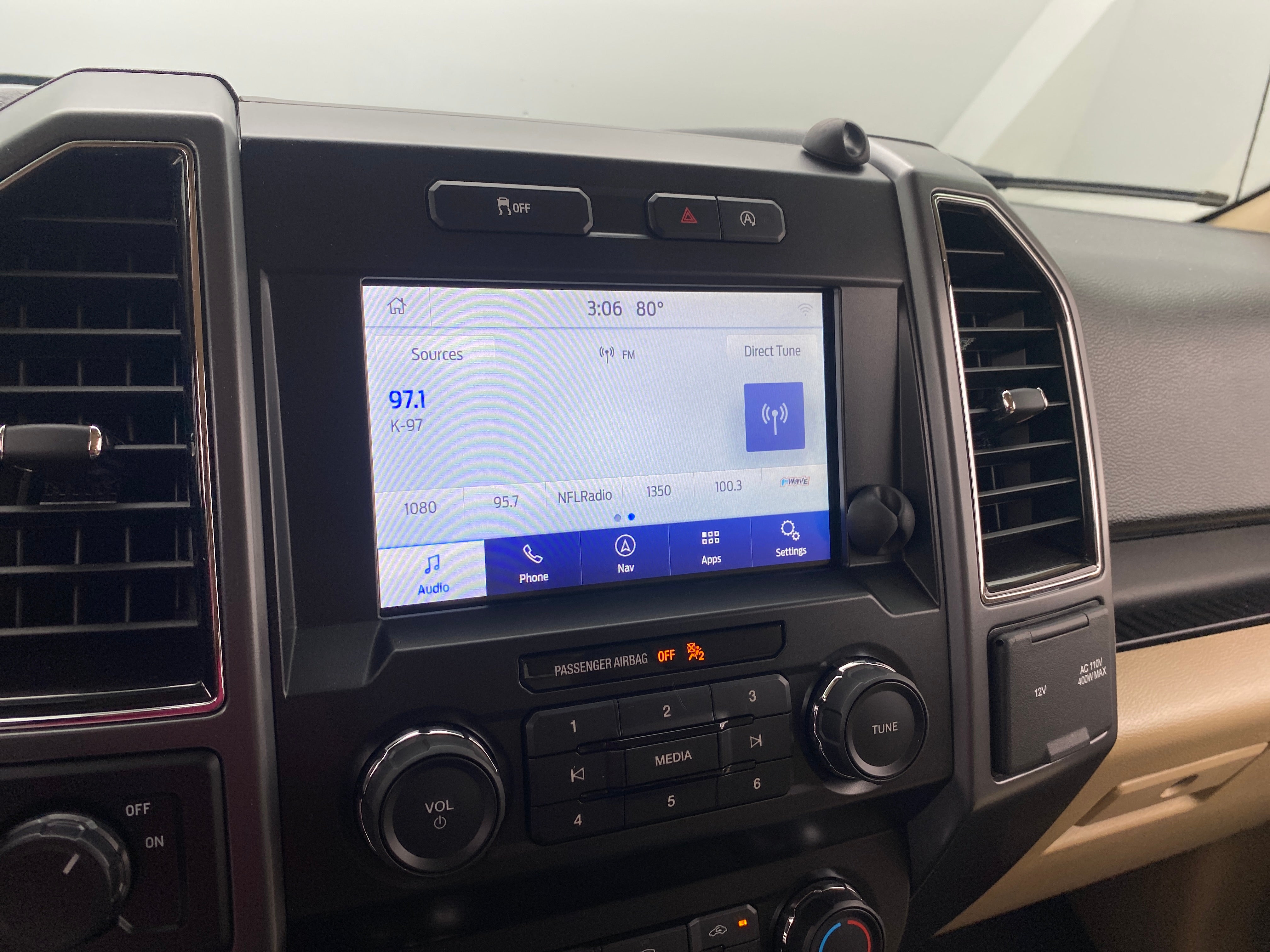 2020 Ford Econoline E-150 4