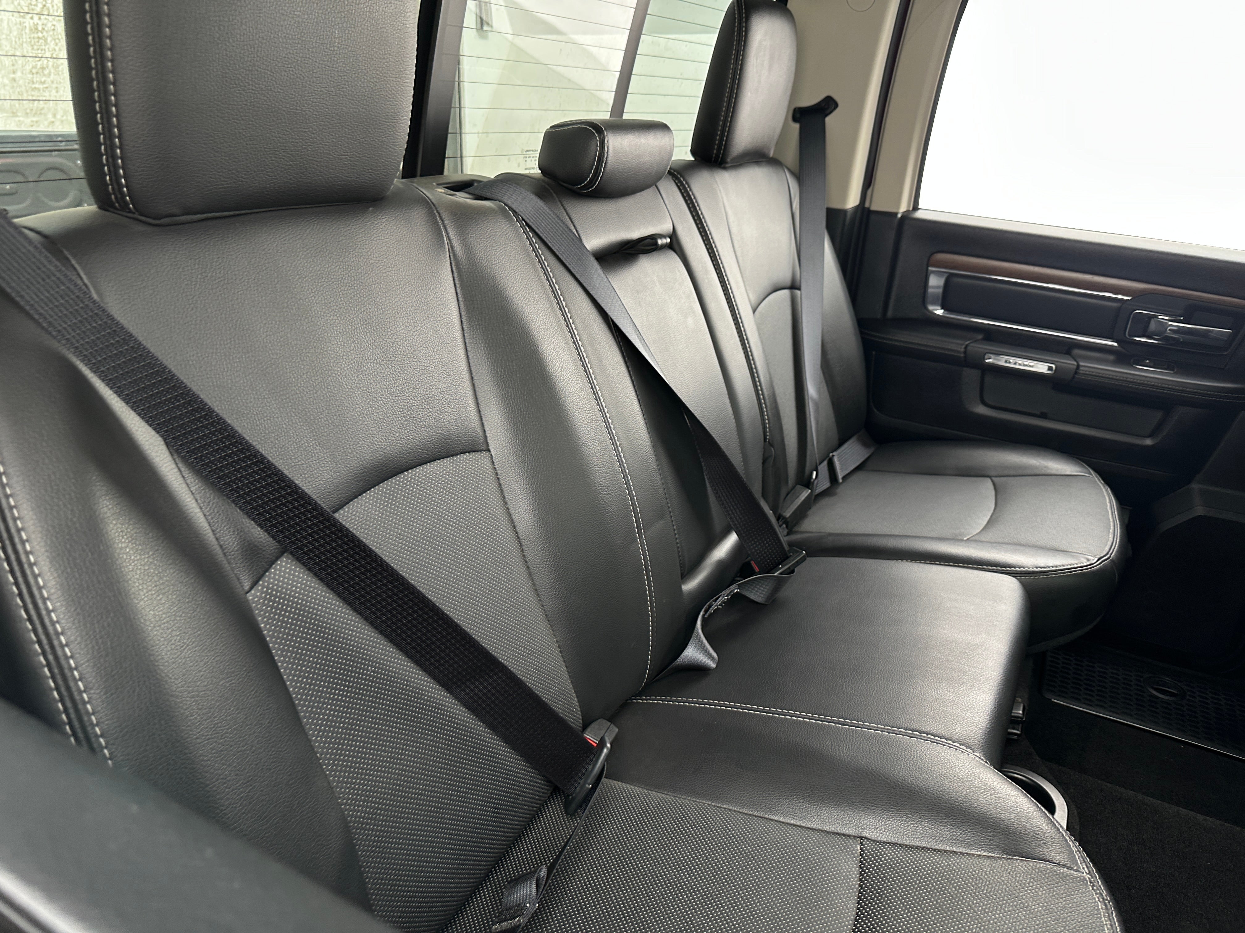 2016 RAM 2500 Laramie 5