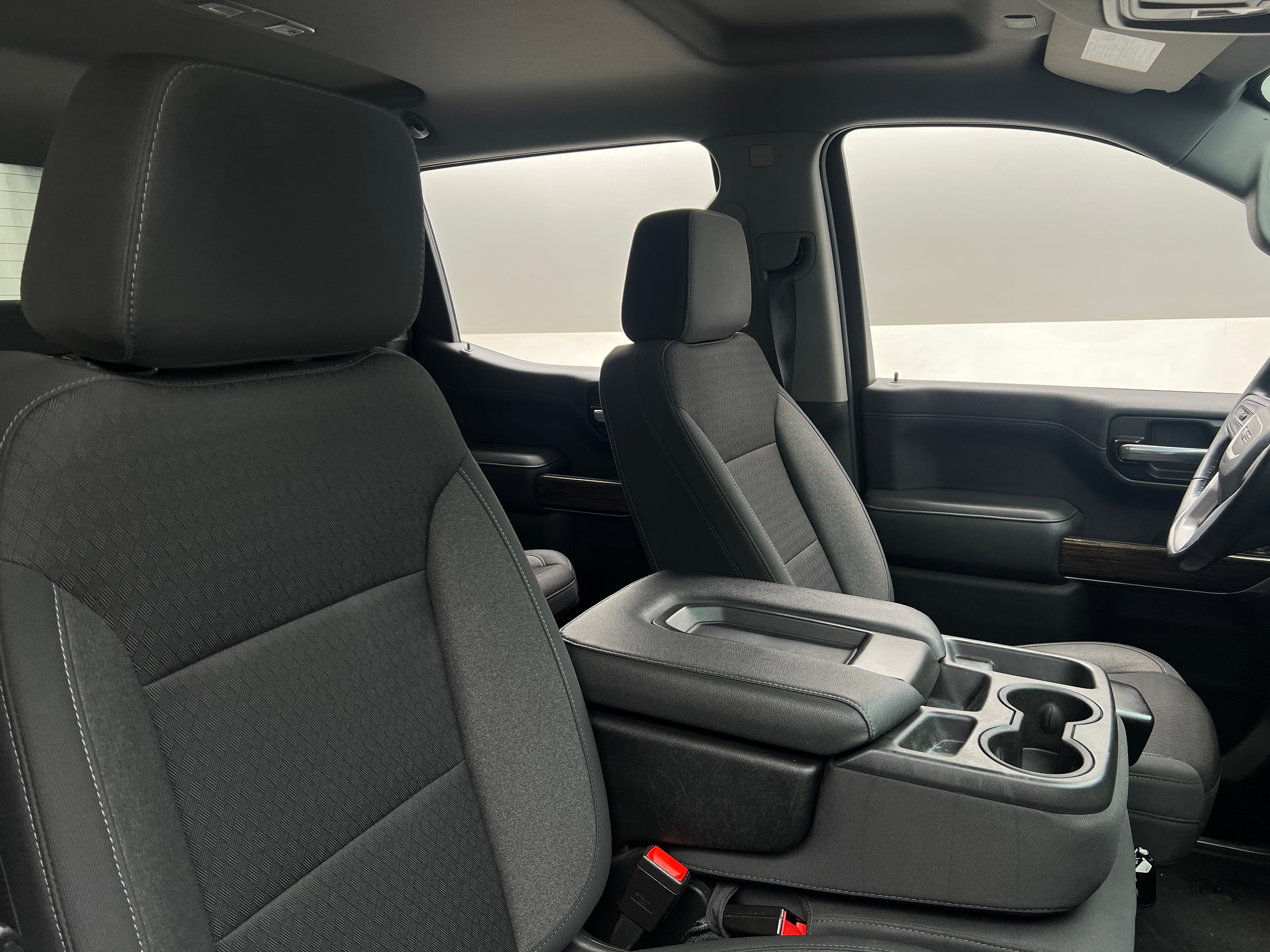 2021 GMC Sierra 1500 Elevation 2