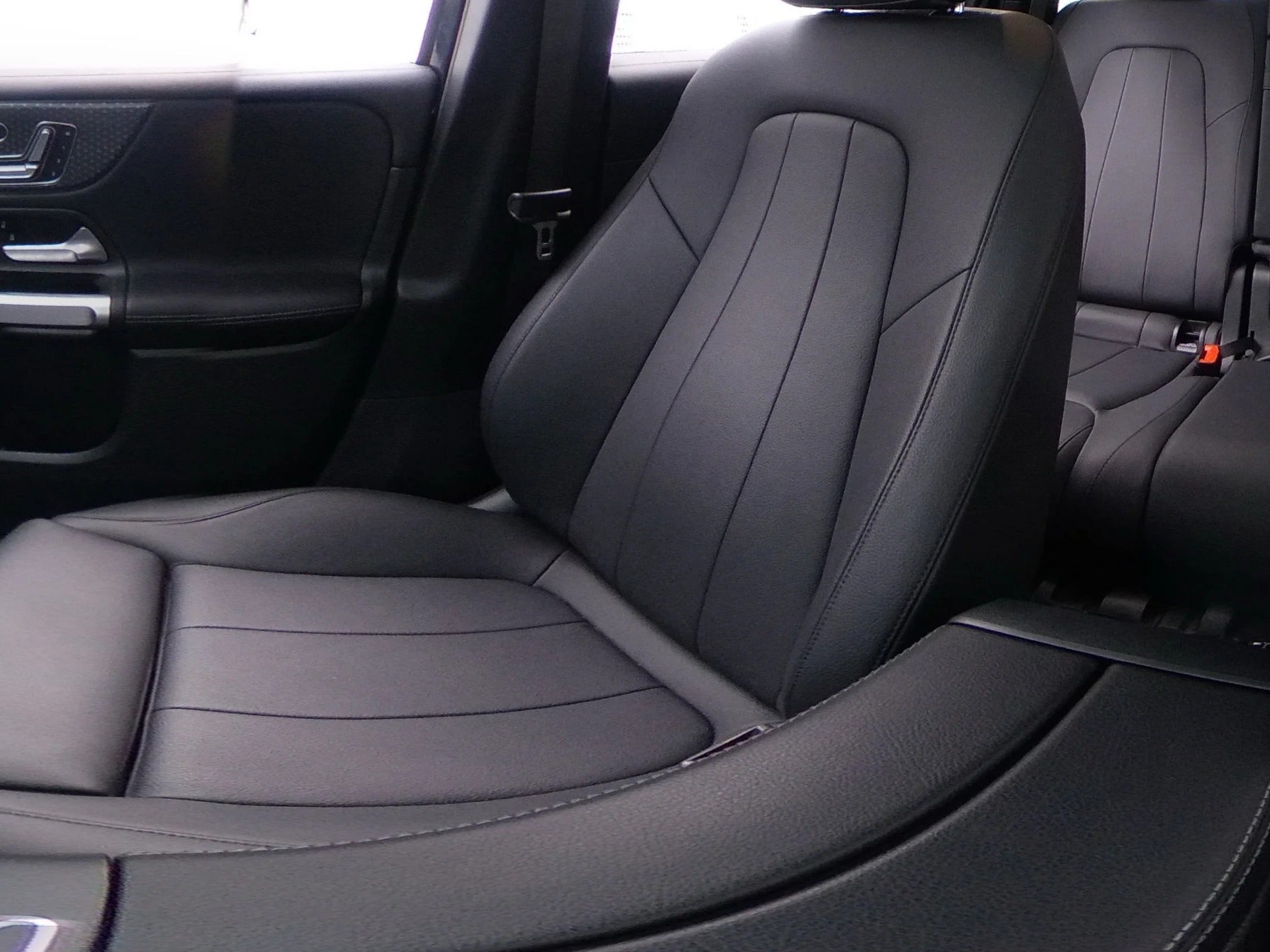 2024 Mercedes-Benz GLB 250 2