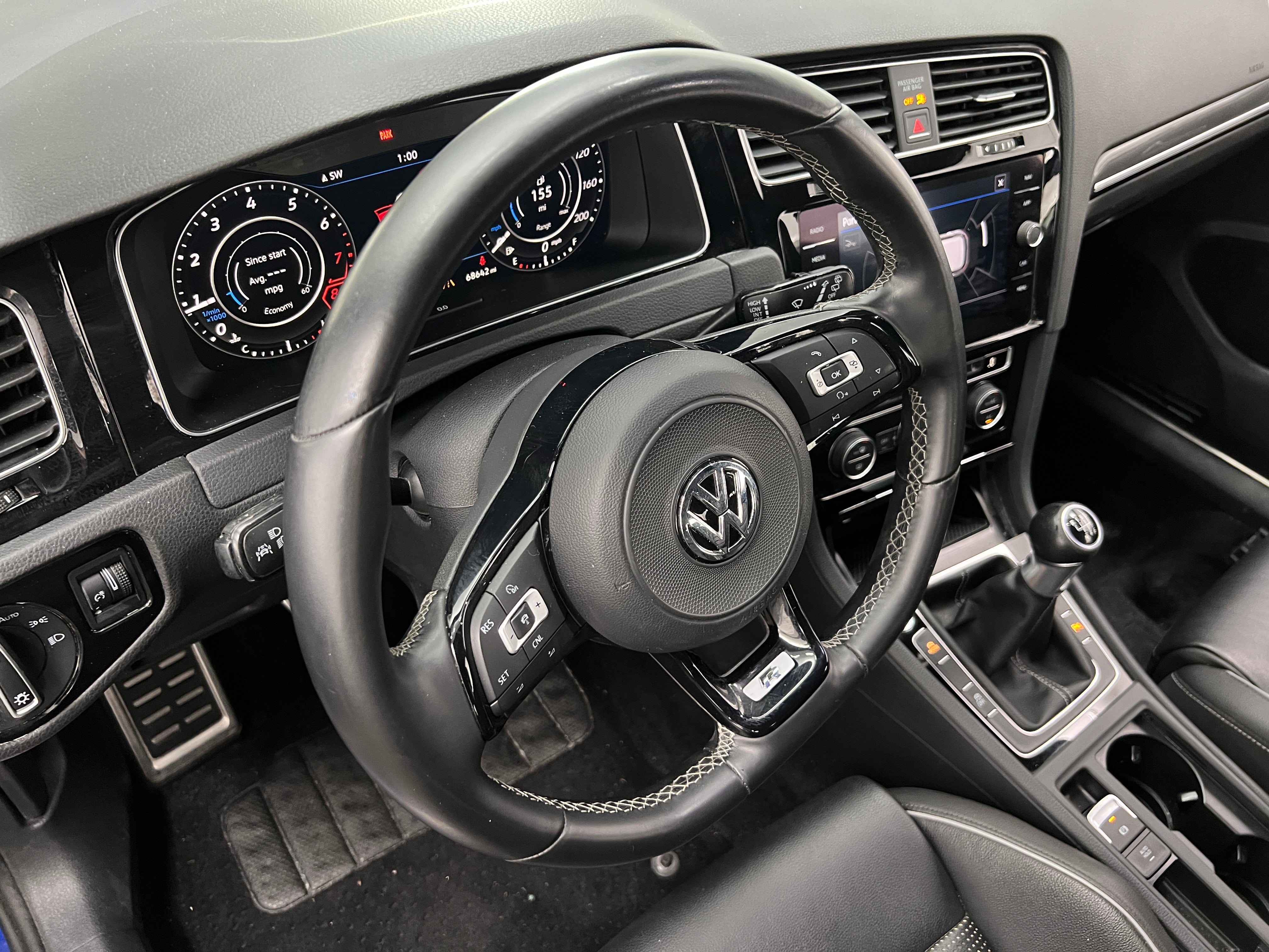 2018 Volkswagen Golf R 4