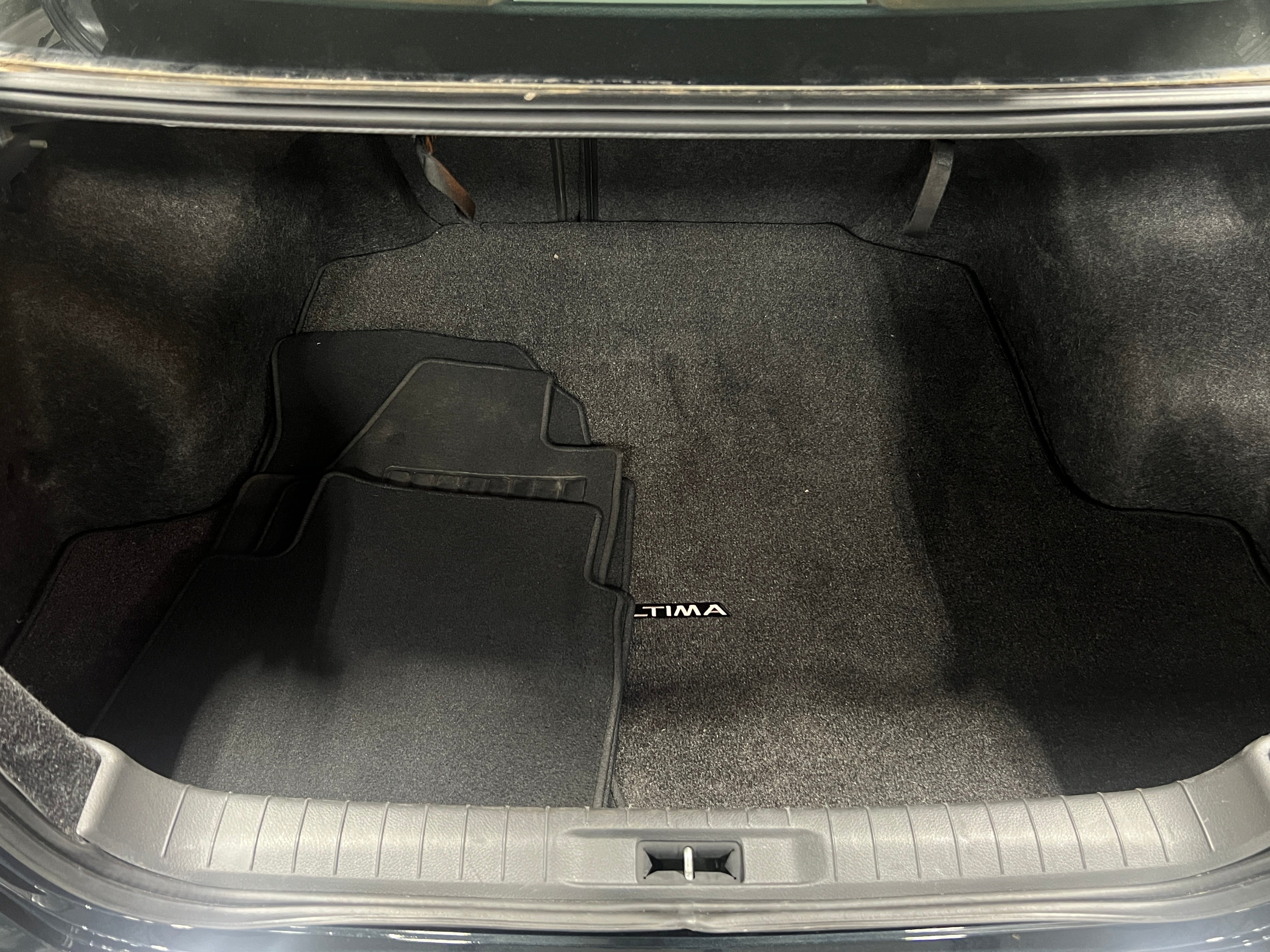 2017 Nissan Altima S 7