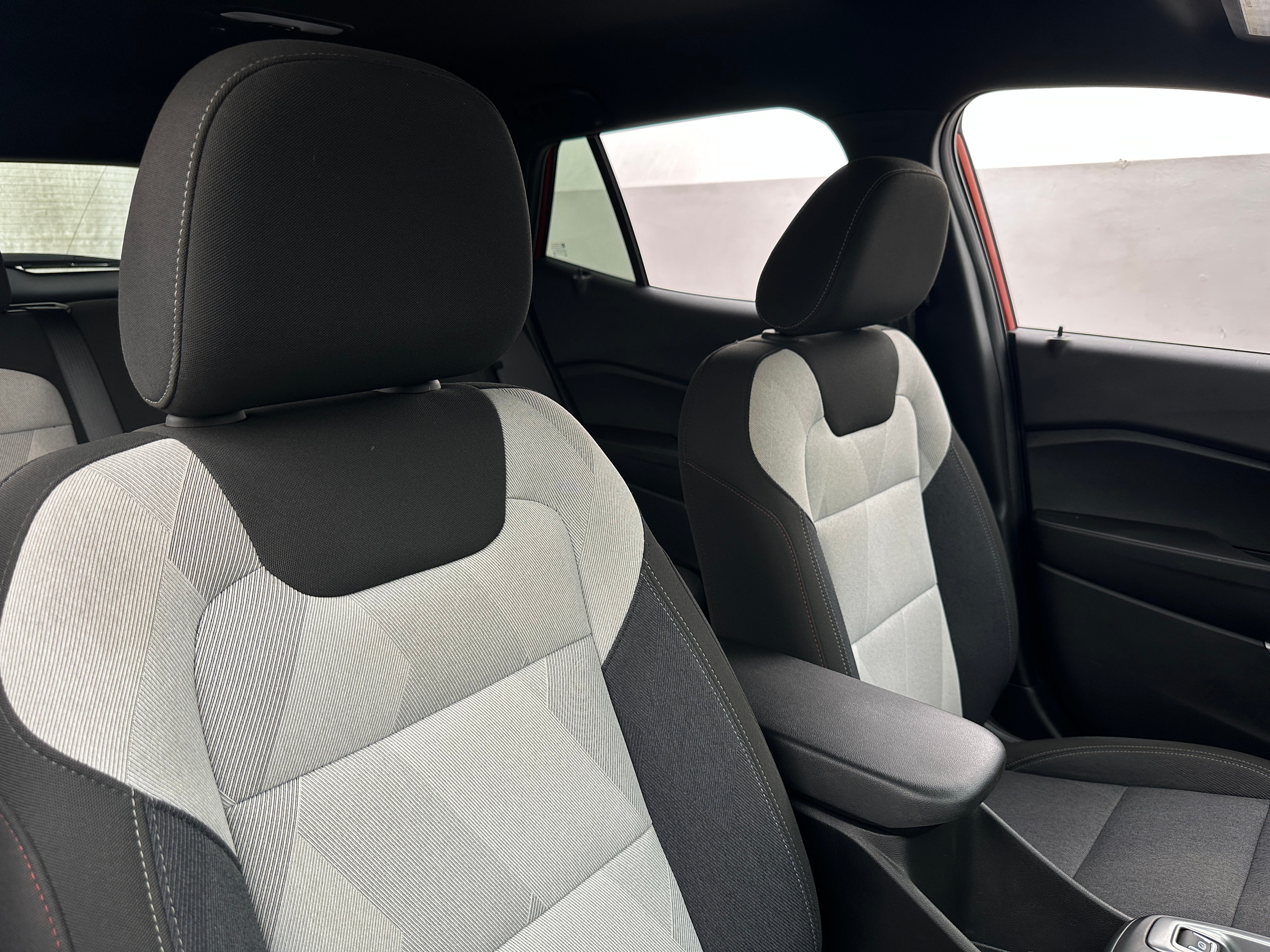 2024 Chevrolet Trax RS 2