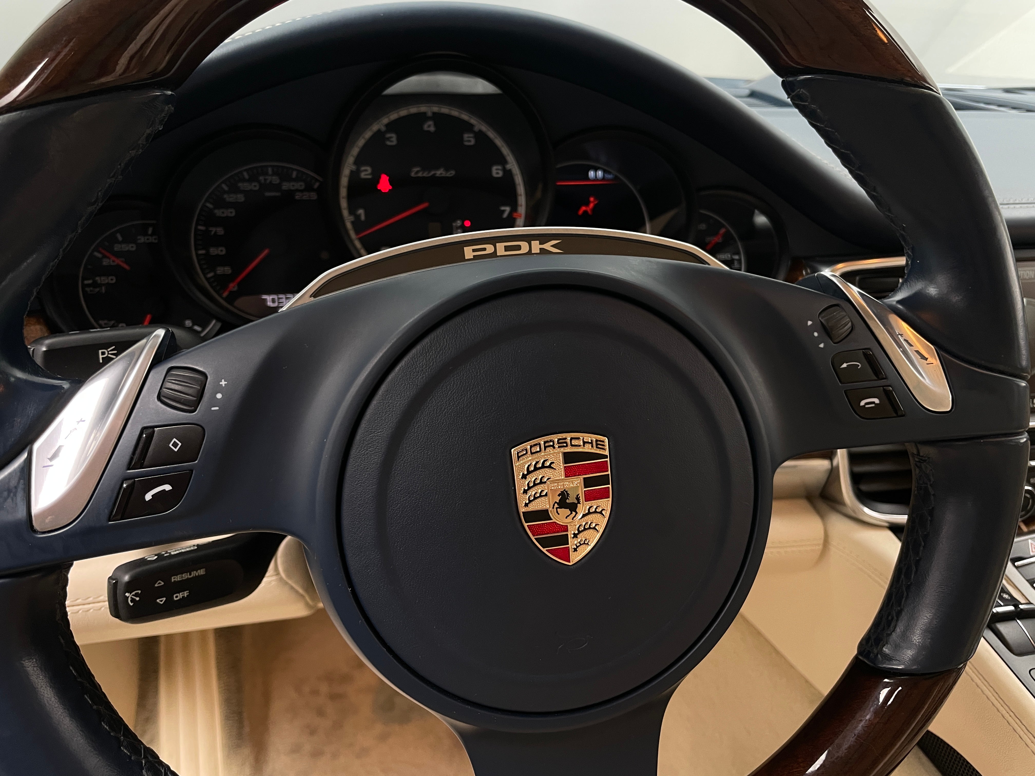 2011 Porsche Panamera Turbo 4