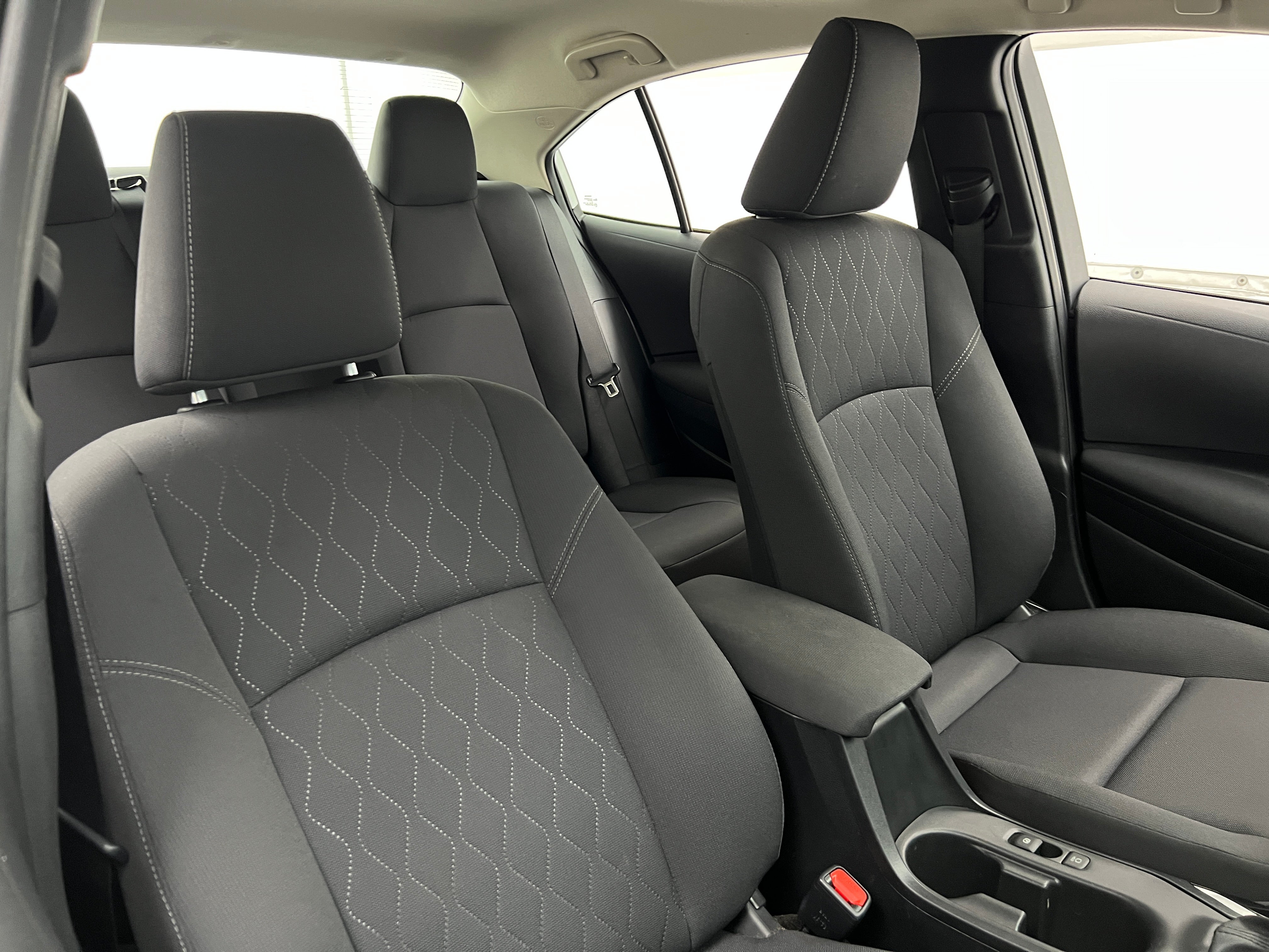 2024 Toyota Corolla LE 2