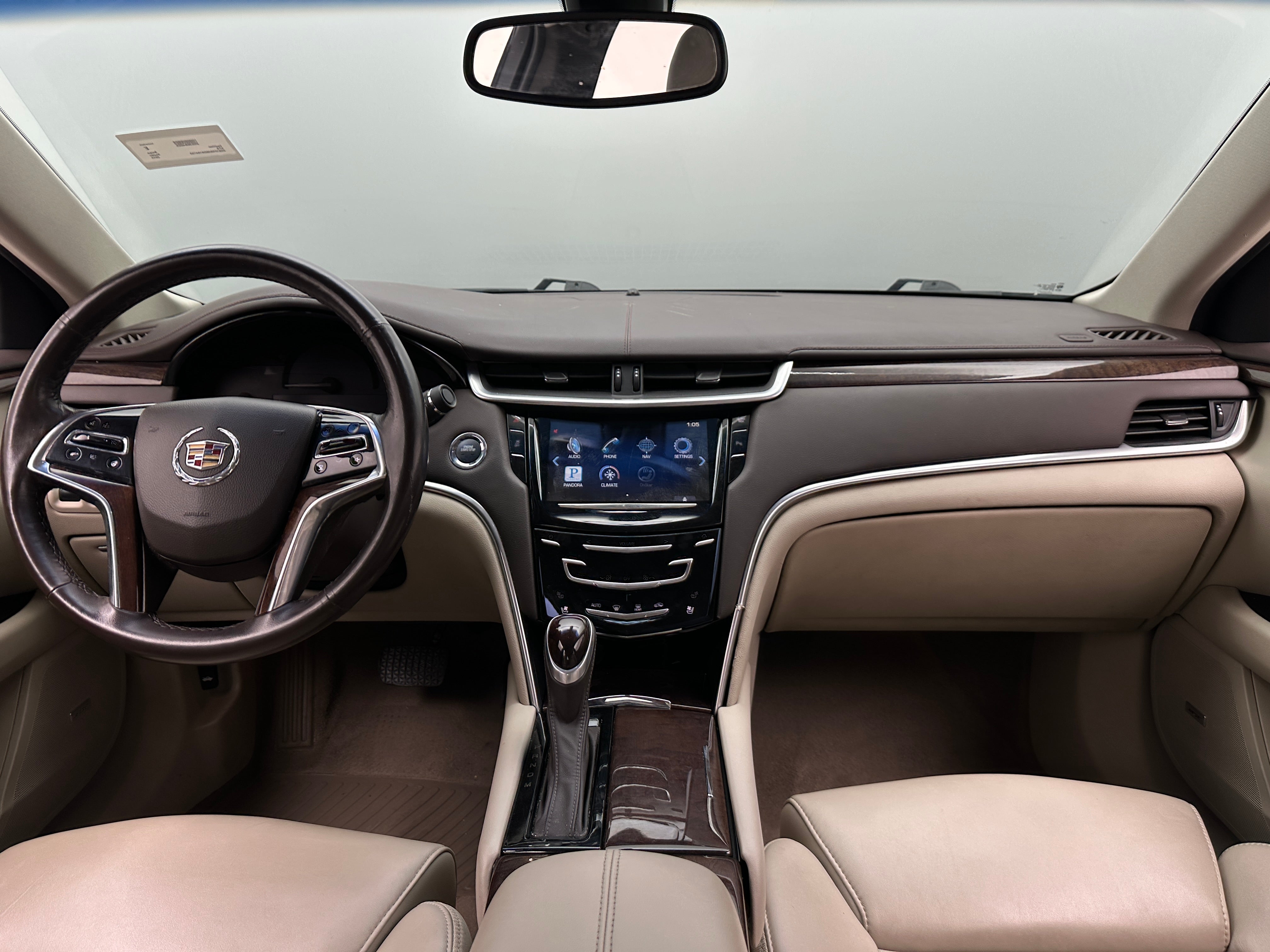 2013 Cadillac XTS Luxury 2