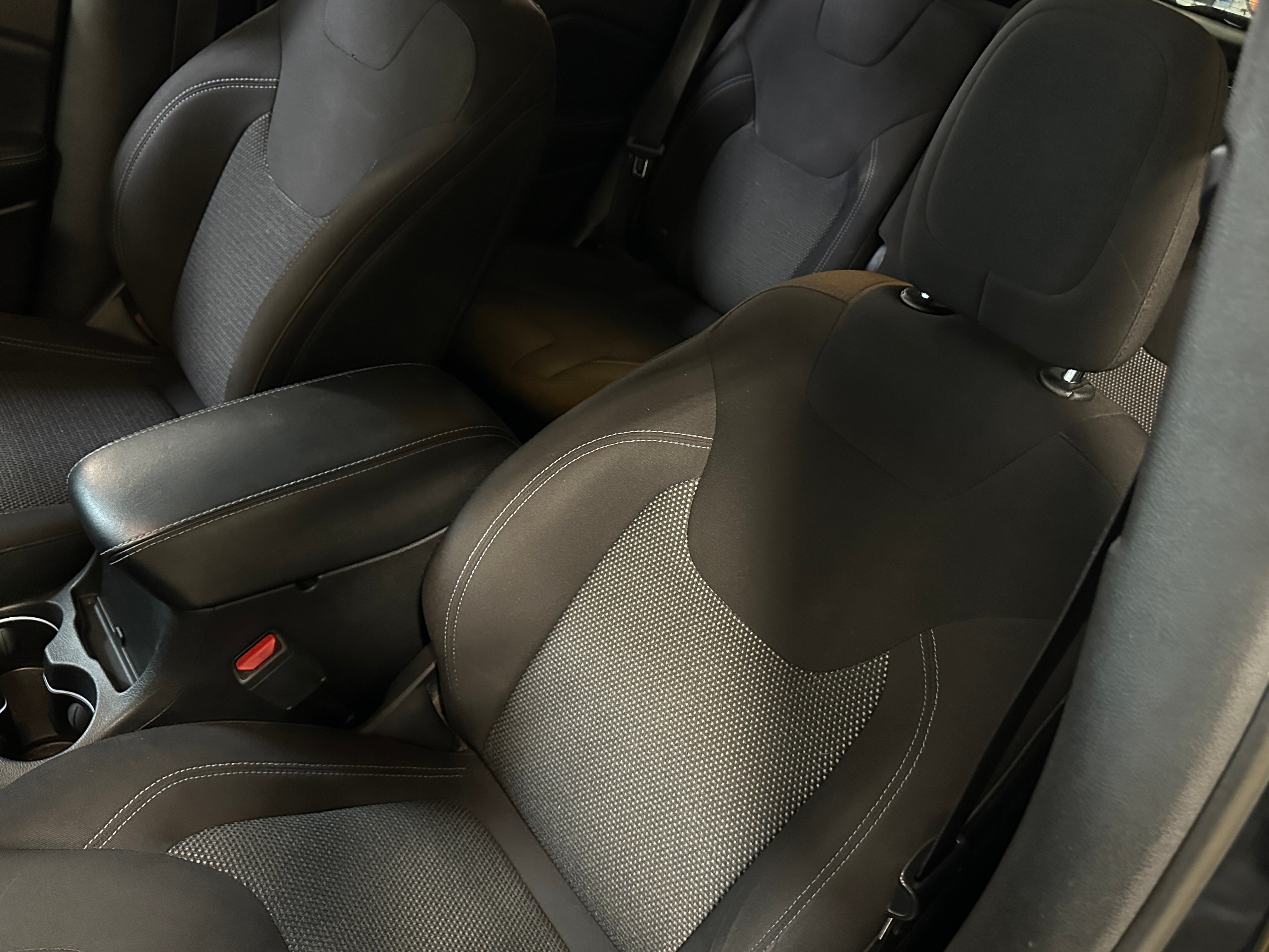 2019 Jeep Cherokee Latitude 2