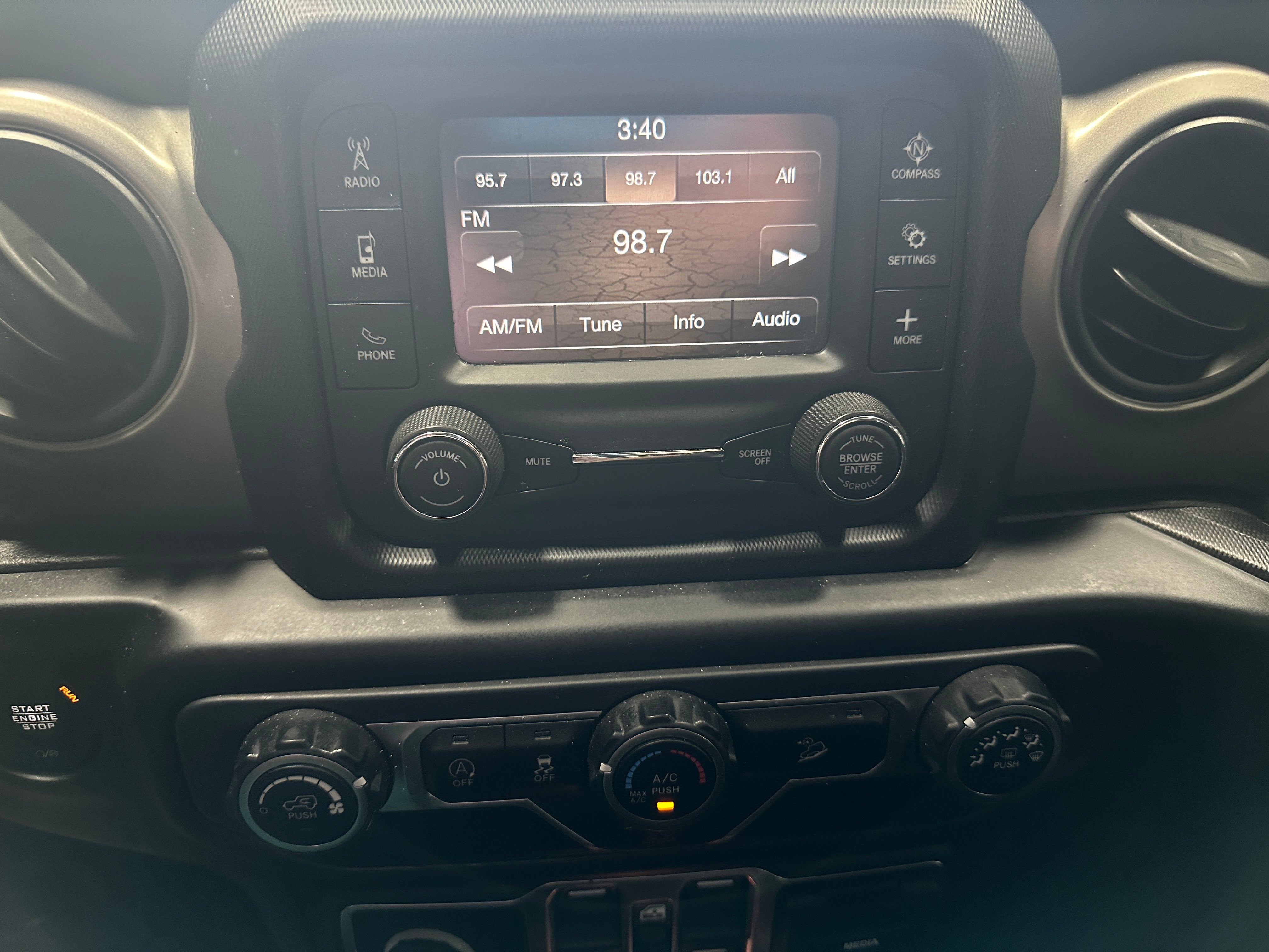 2020 Jeep Wrangler Unlimited Sport S 4