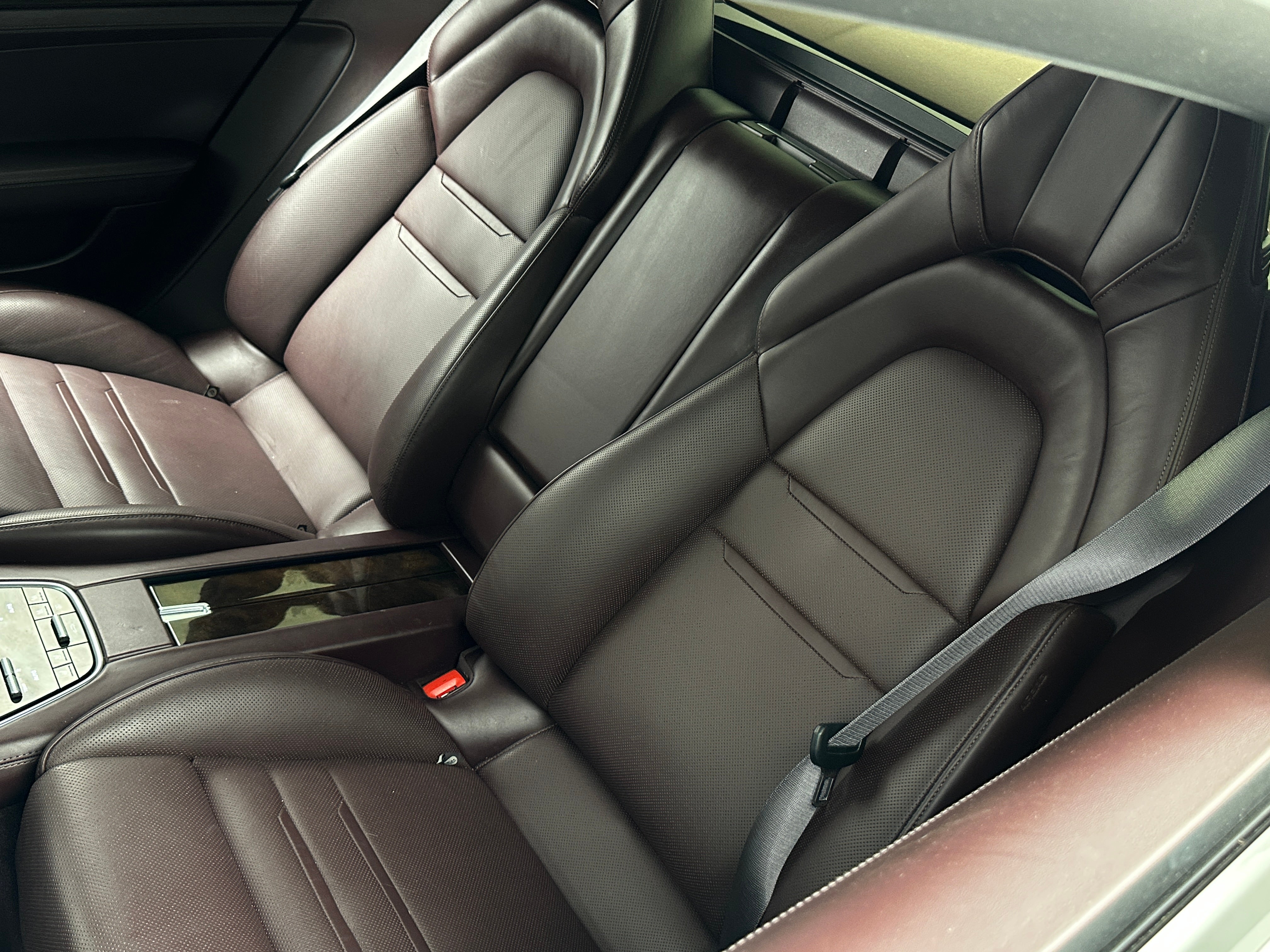 2018 Porsche Panamera 4 5