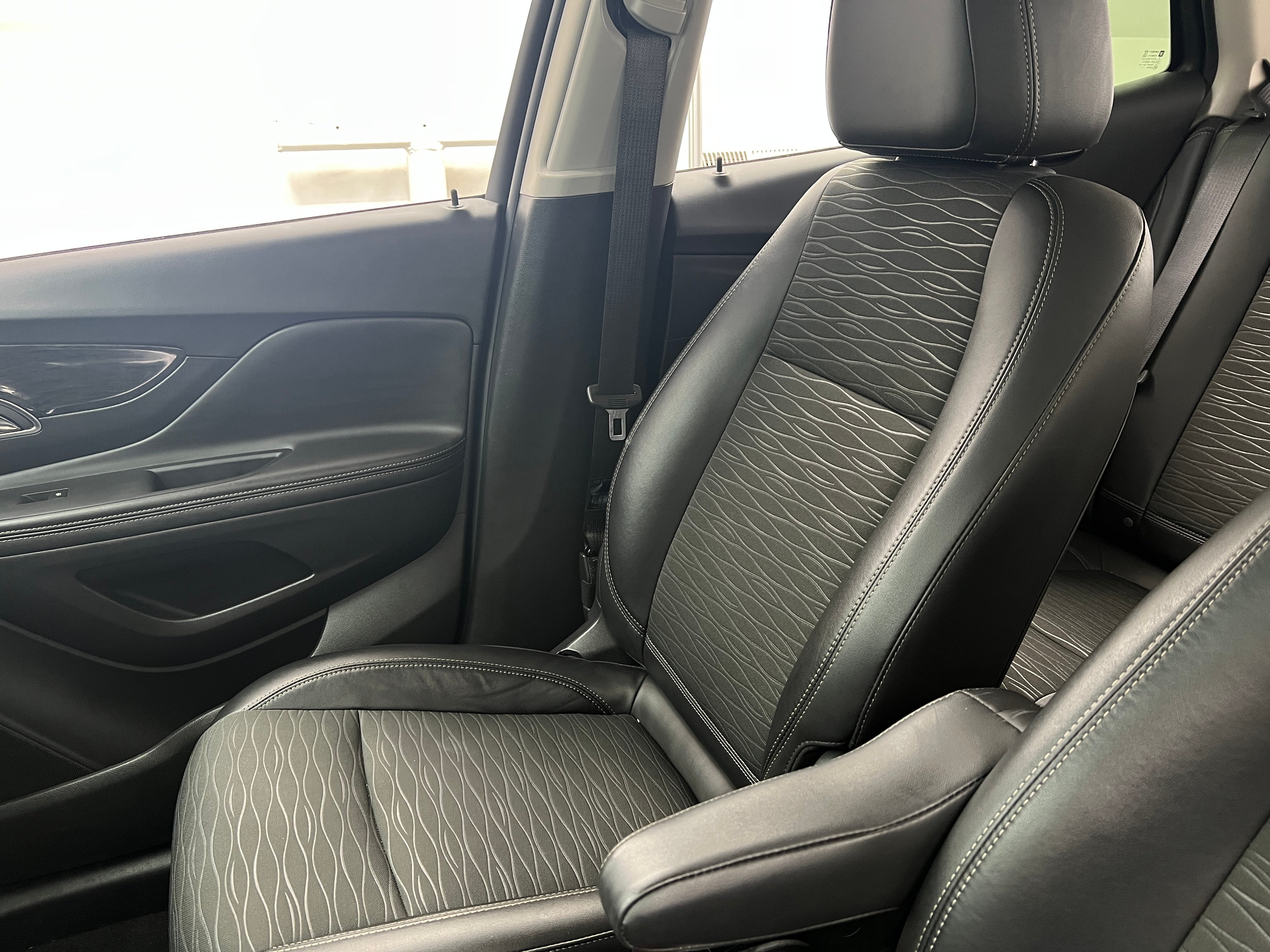 2016 Buick Encore Convenience 2