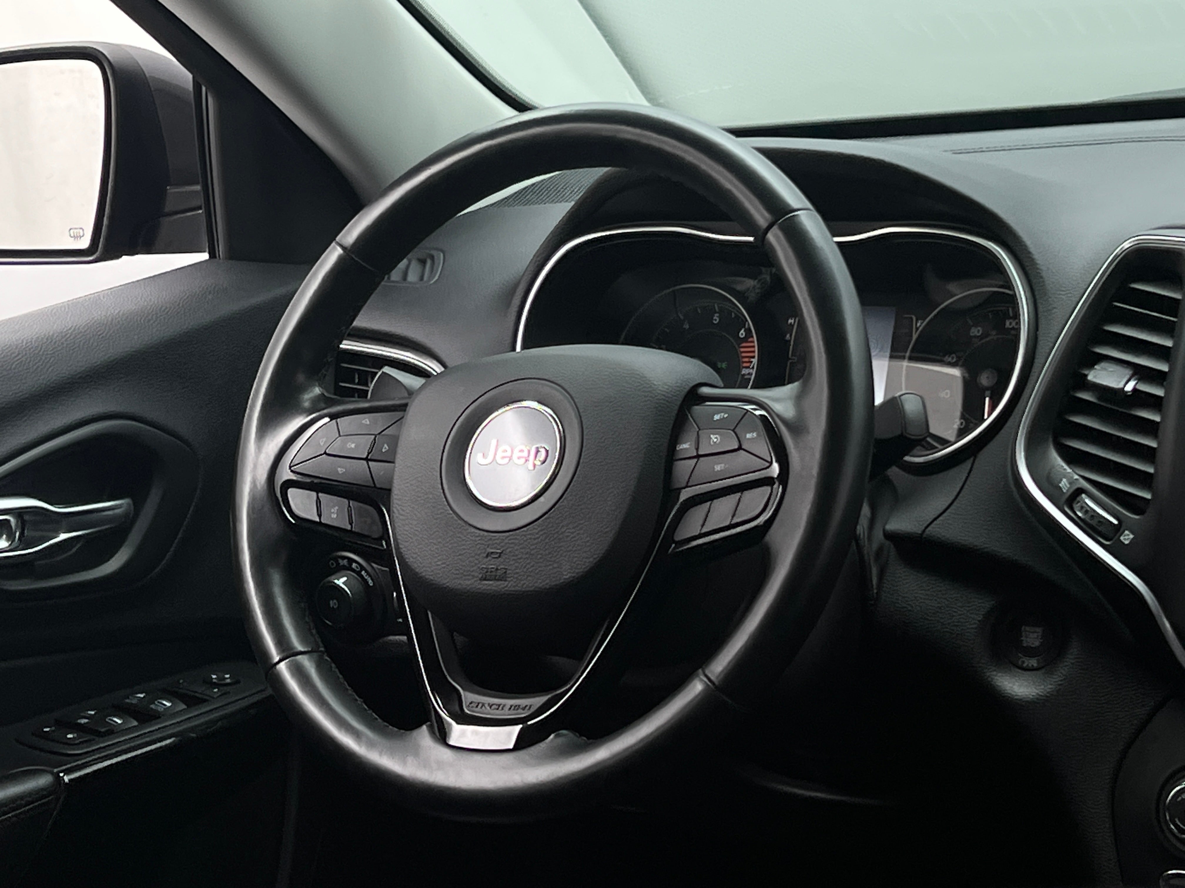 2021 Jeep Cherokee Altitude 5