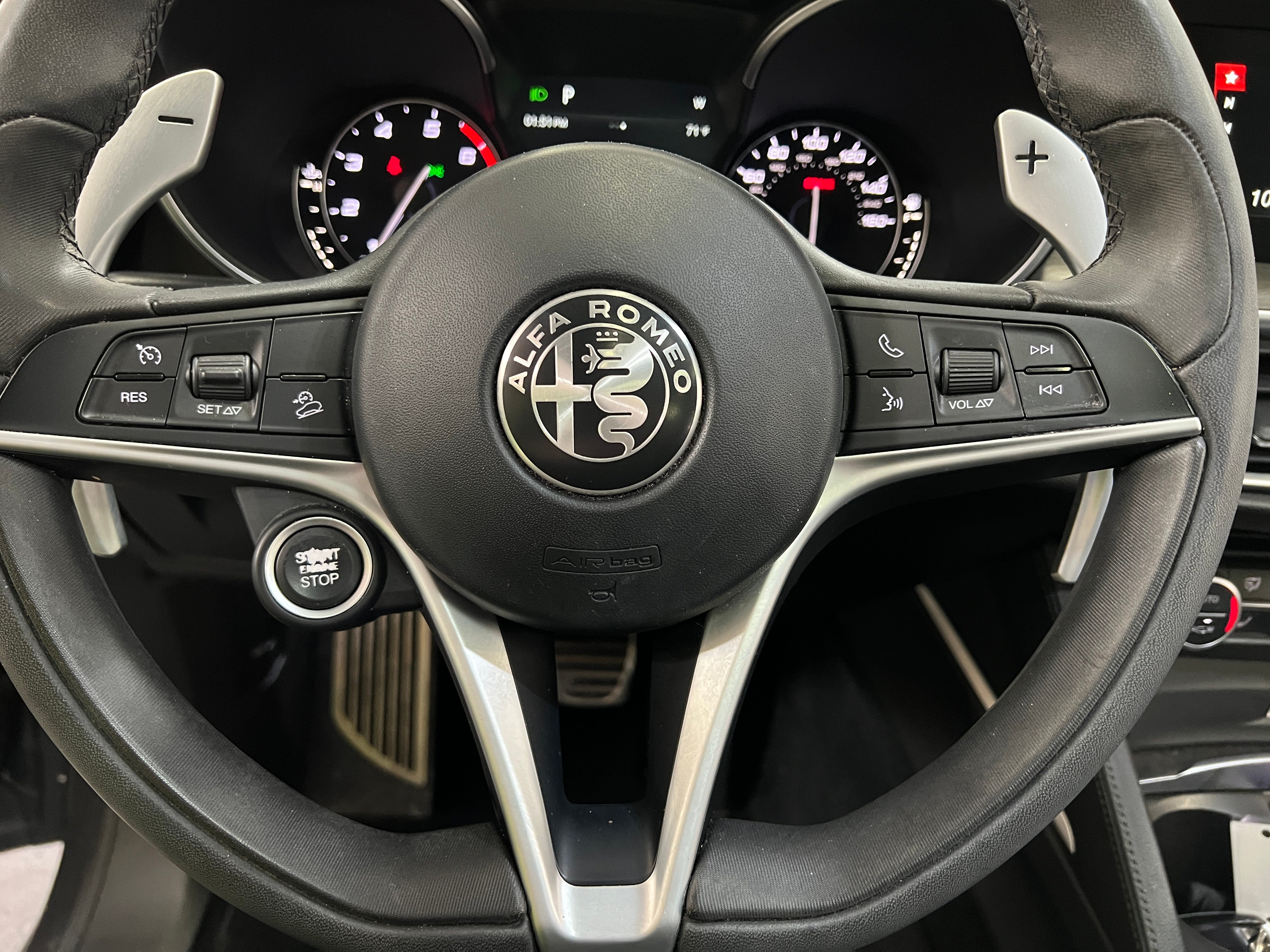 2018 Alfa Romeo Stelvio Ti Sport 4