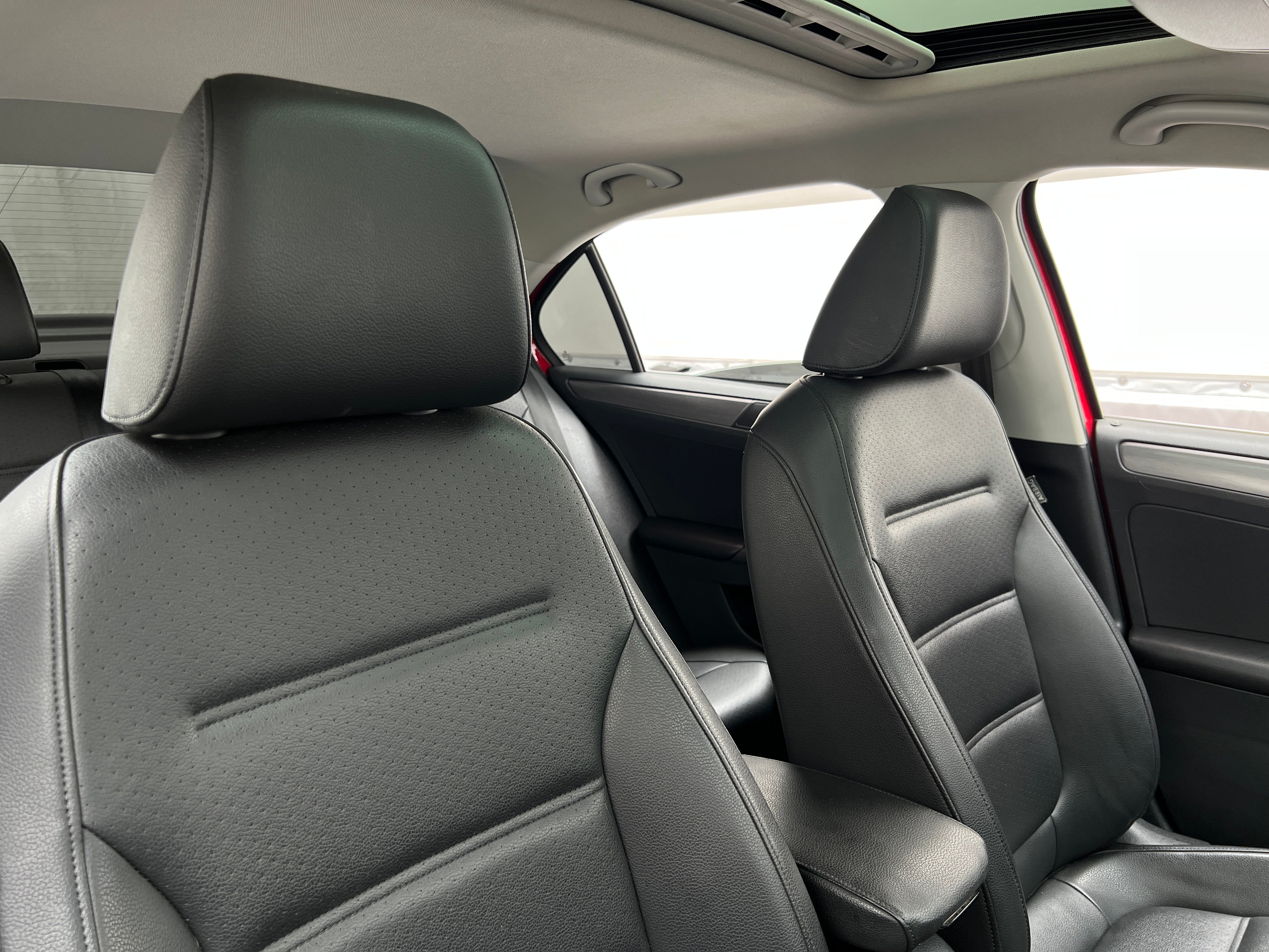 2015 Volkswagen Jetta 2.0T SE 2