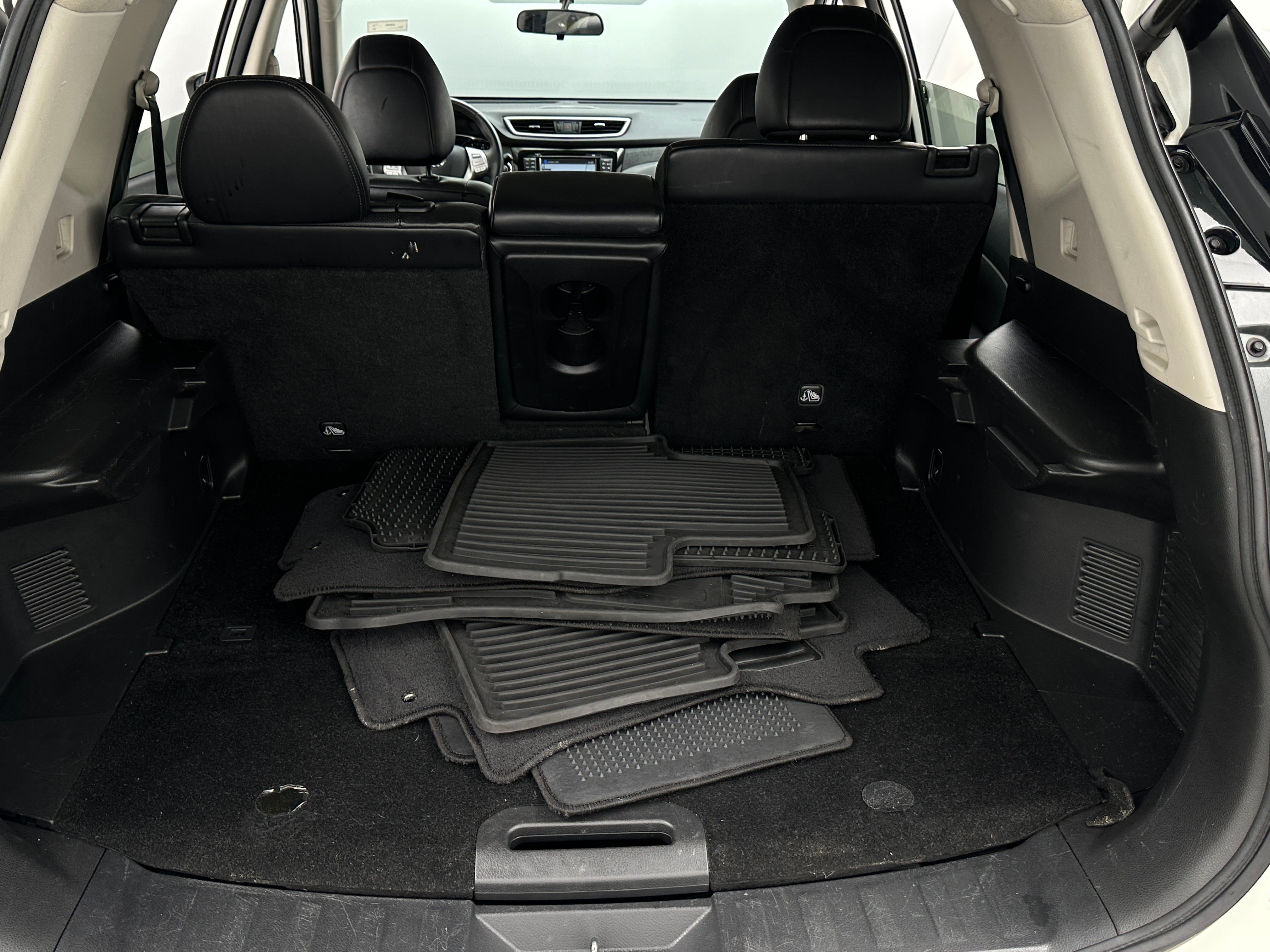 2014 Nissan Rogue SL 6