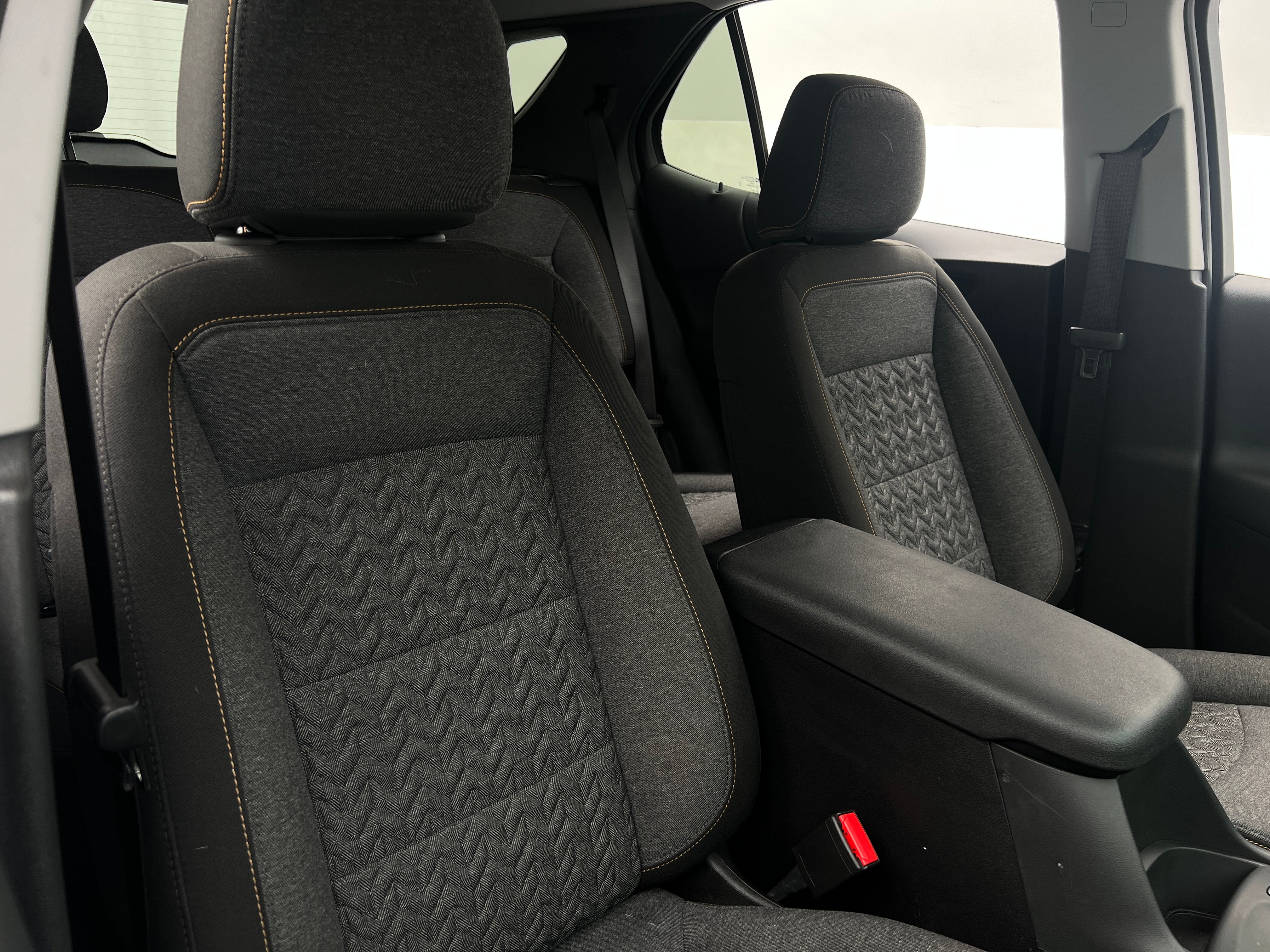 2023 Chevrolet Equinox LT 2