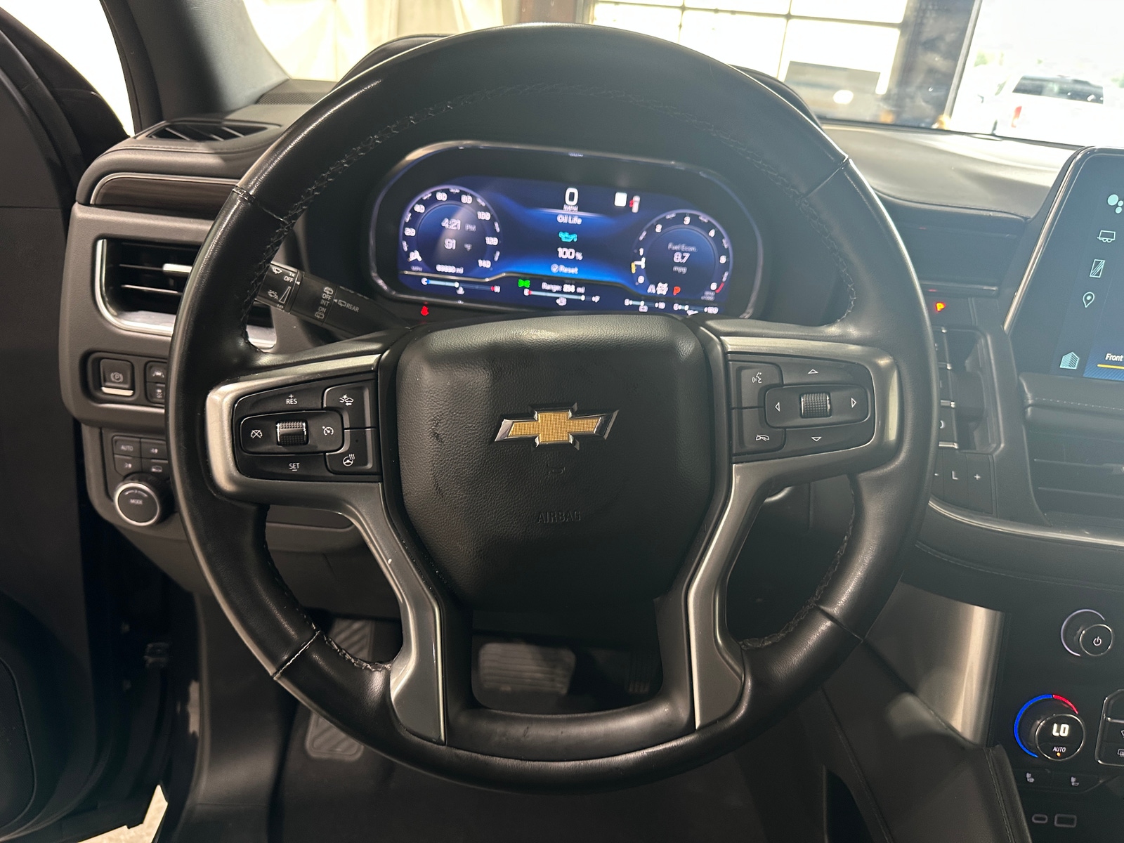 Thumbnail: 2023 Chevrolet Tahoe - 5