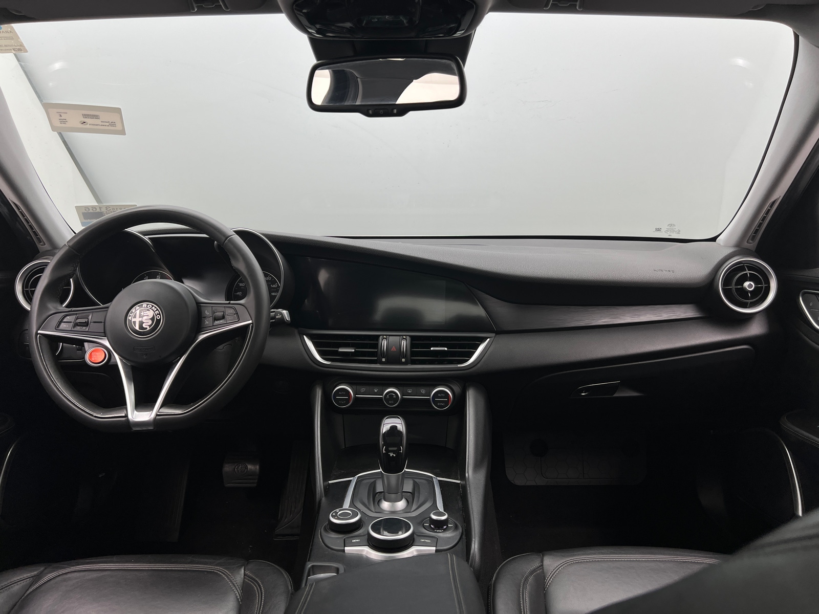 Thumbnail: 2018 Alfa Romeo Giulia - 2