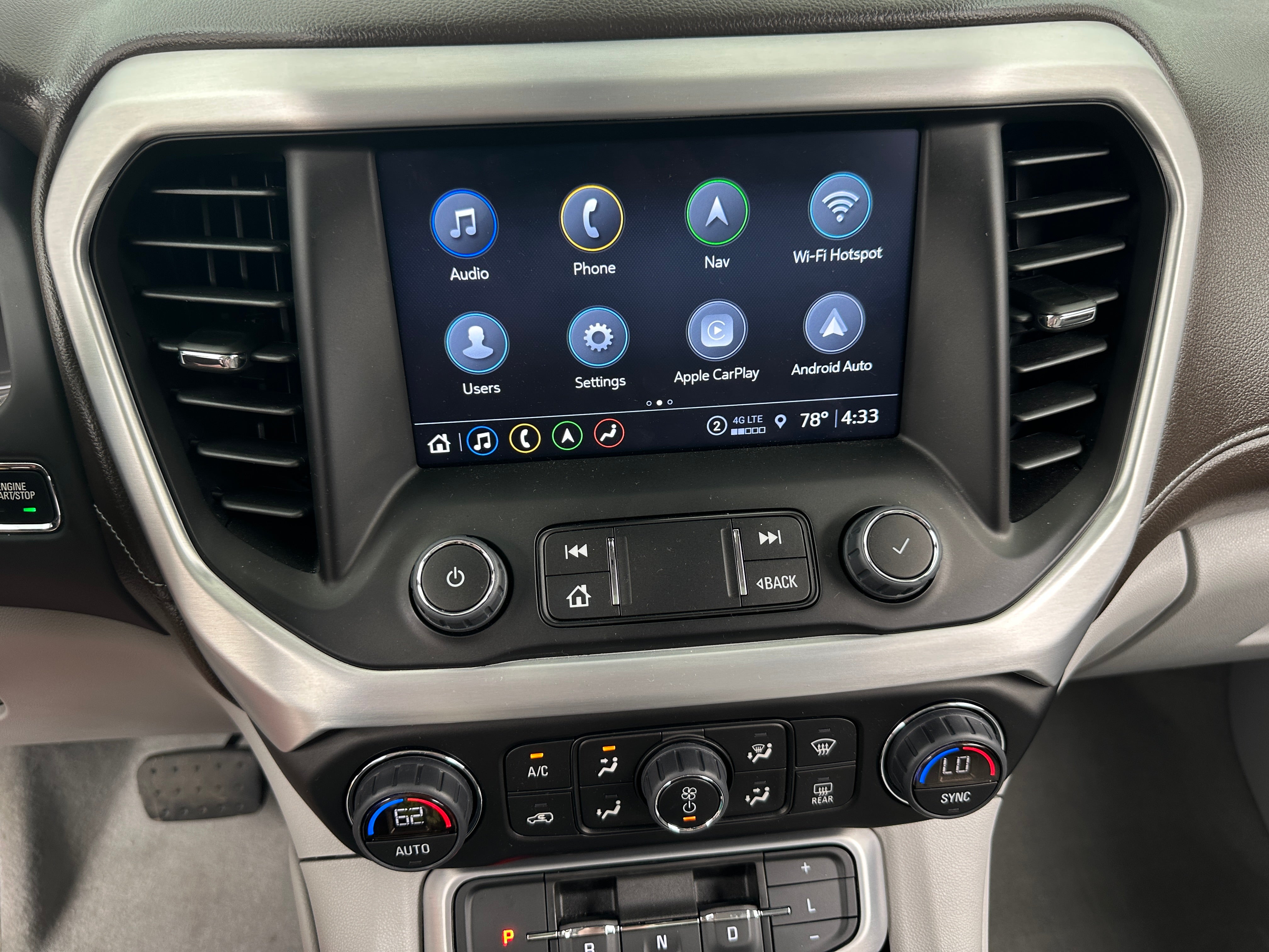 2022 GMC Acadia SLE 4
