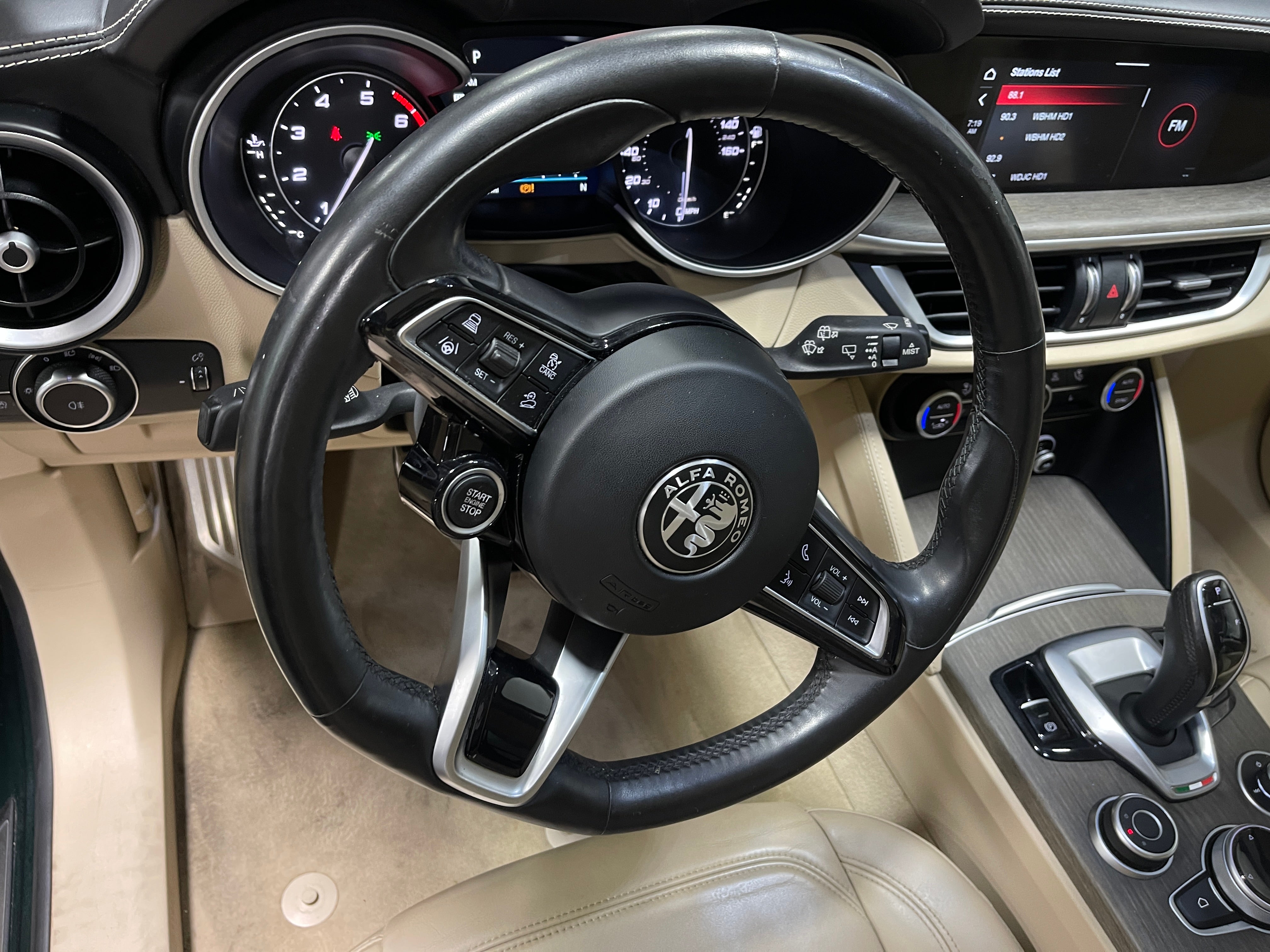 2021 Alfa Romeo Stelvio Ti 4