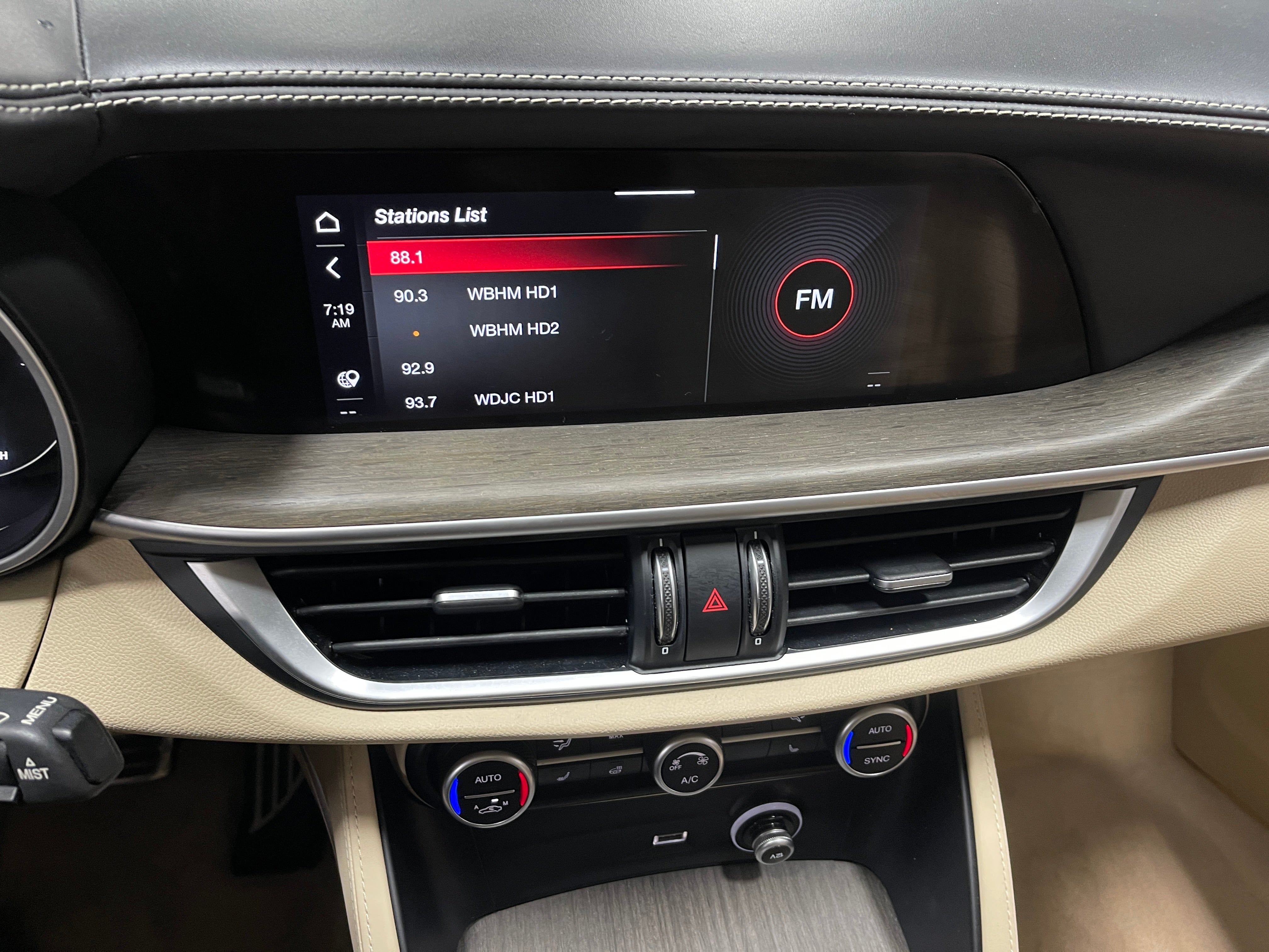 2021 Alfa Romeo Stelvio Ti 3