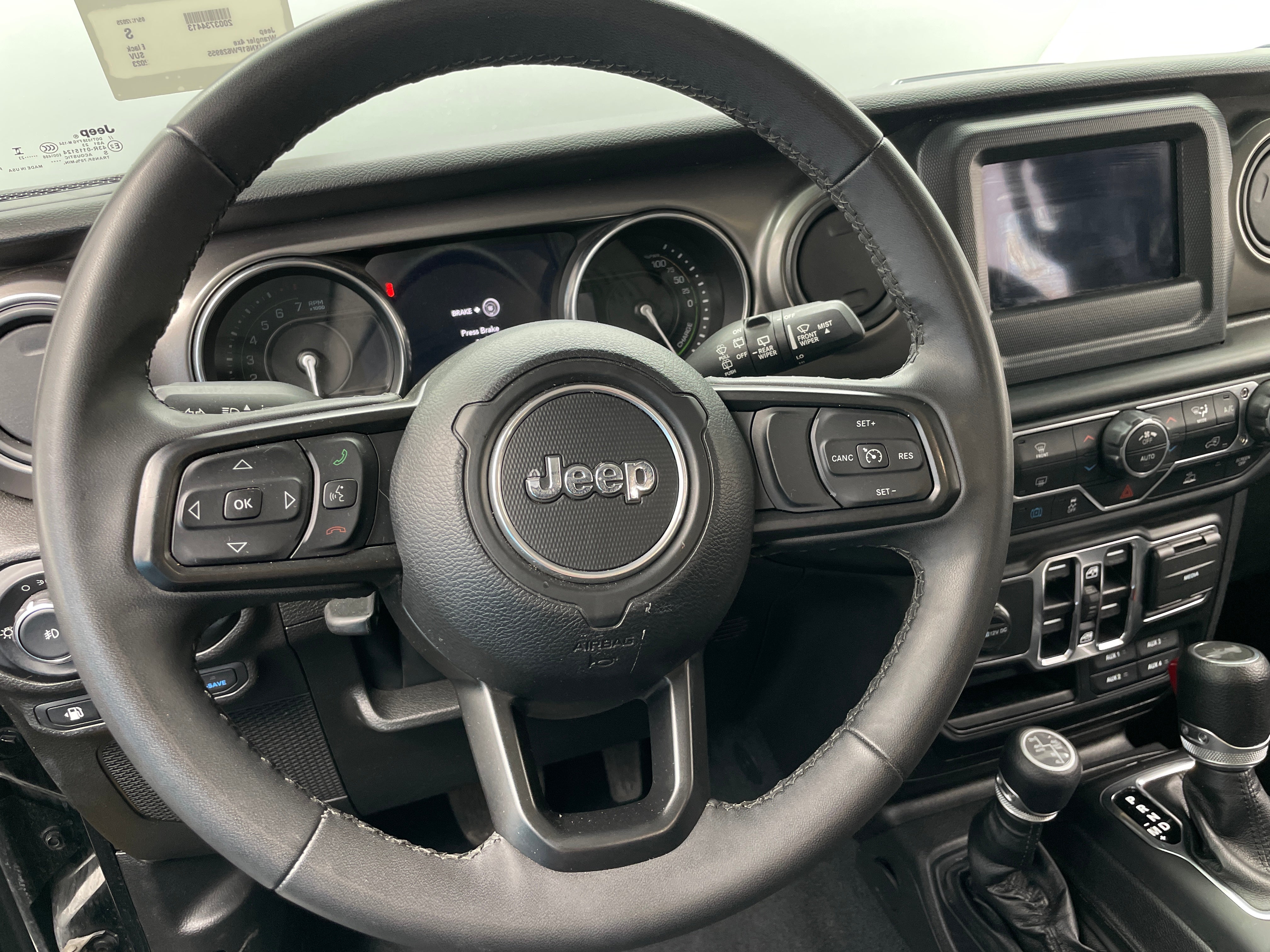 2023 Jeep Wrangler Willys Wheeler 5